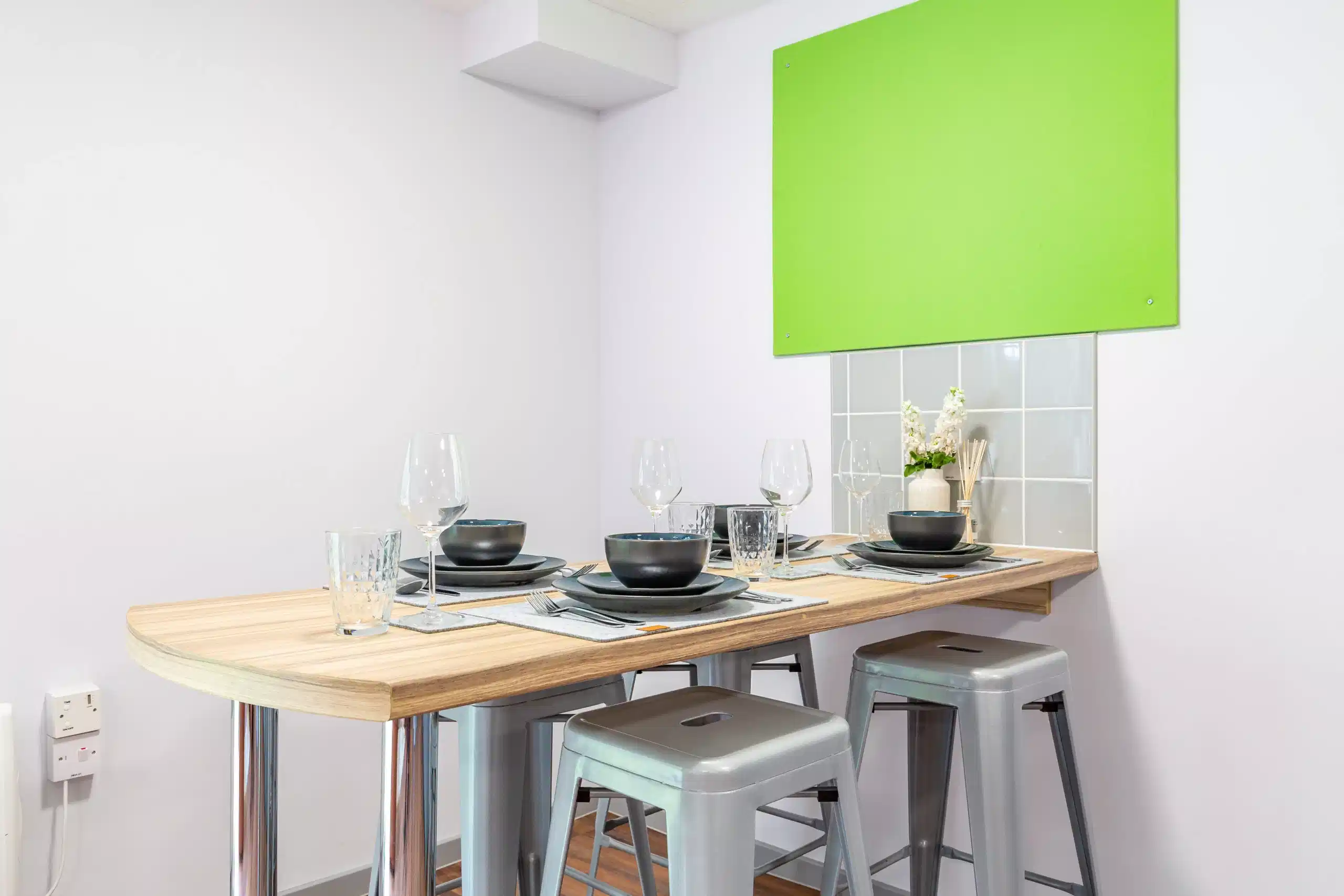 Standard En-suite | Bryson Court - Amenities