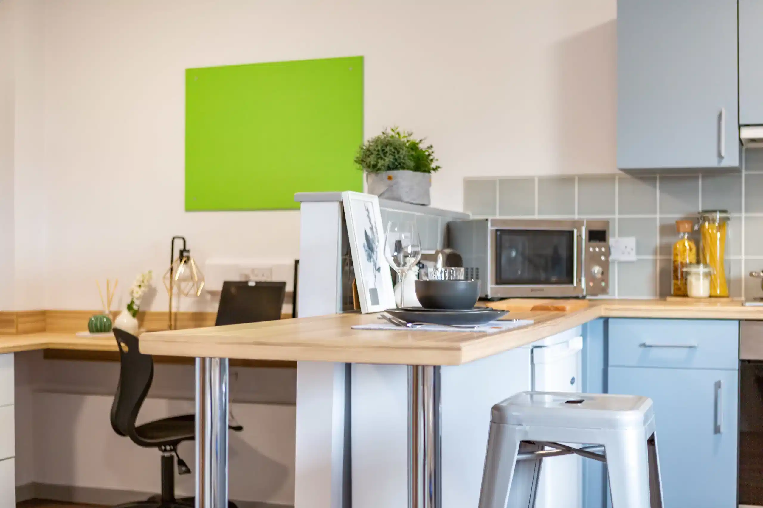 Premium Studio | Bryson Court - Kitchen