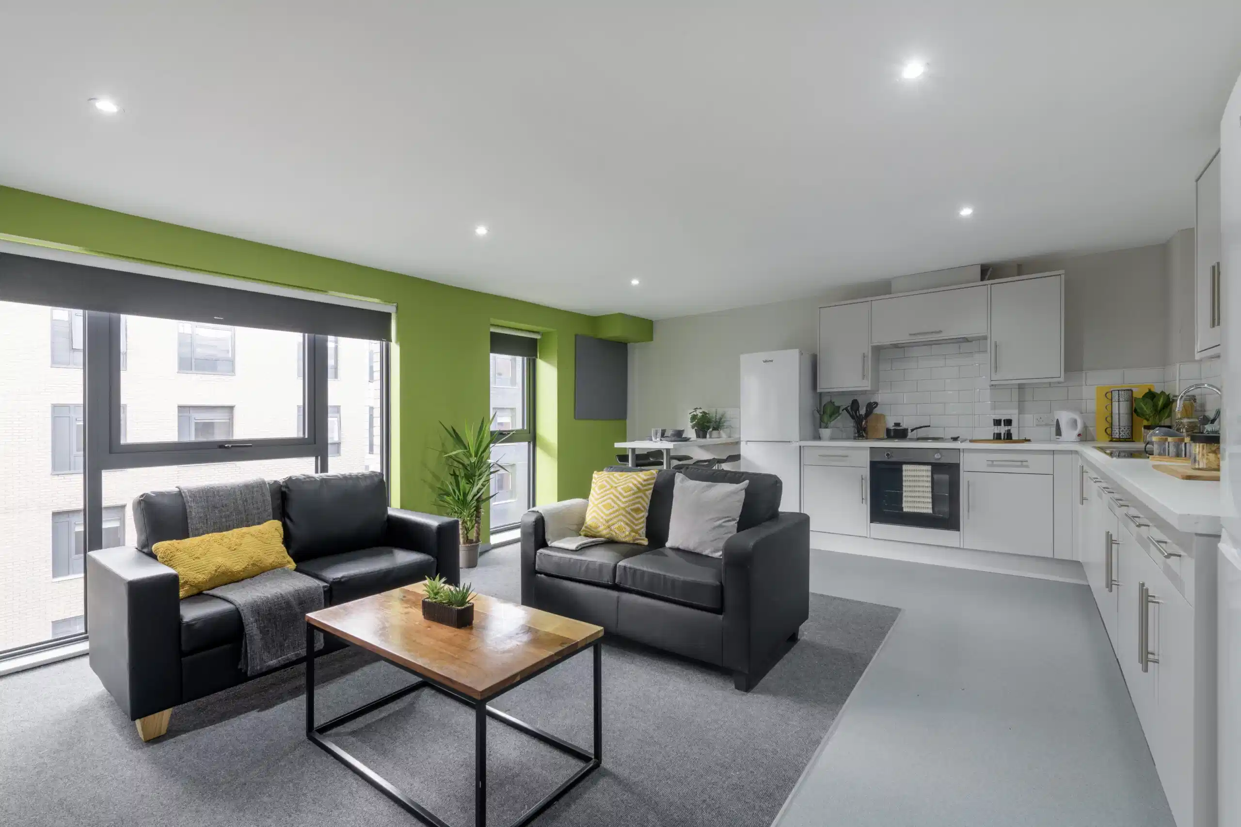 Standard En-suite | Bryson Court - Common Area