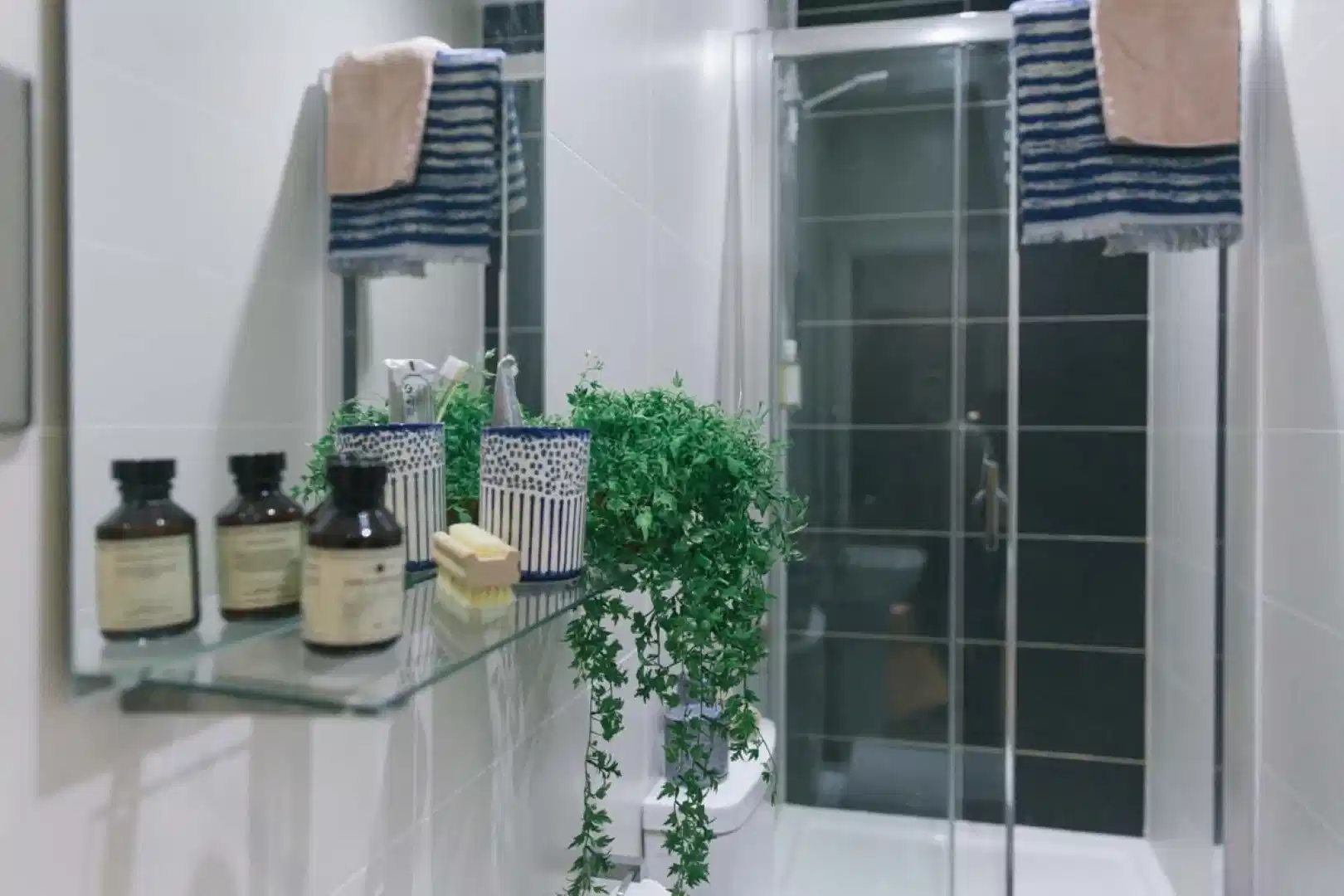 Classic Studio - Bathroom