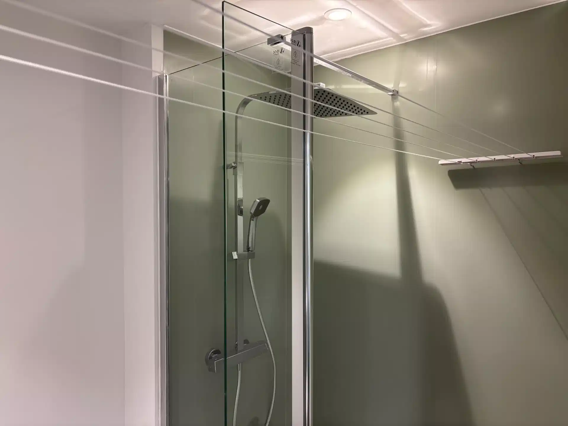 Studio - Bathroom