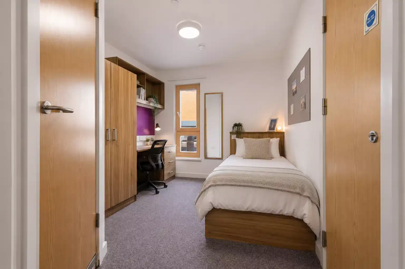 Standard Ensuite - Bedroom