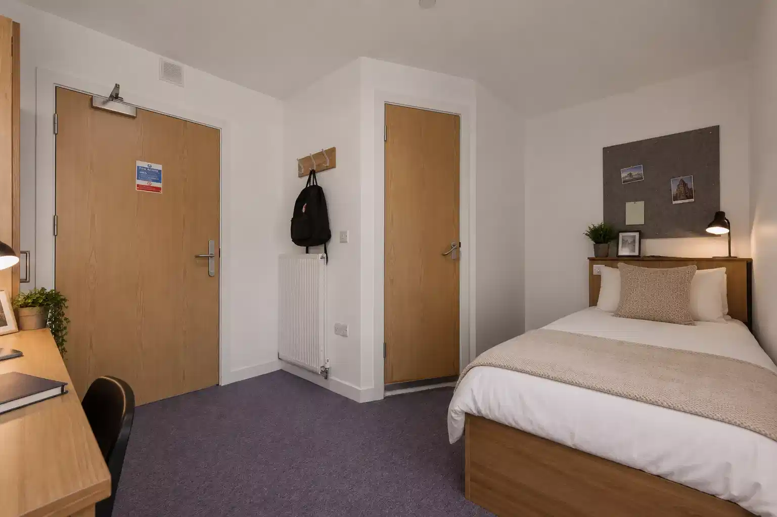 Standard Ensuite - Bedroom
