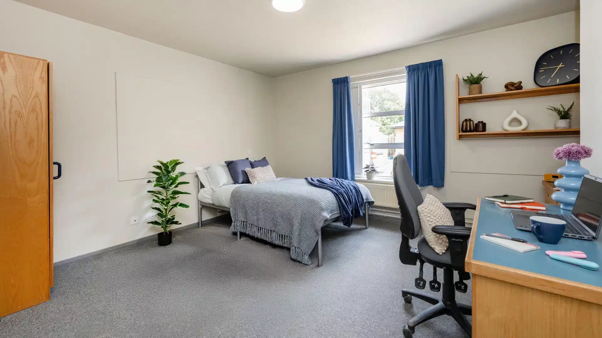 Classic Plus Ensuite - Bedroom