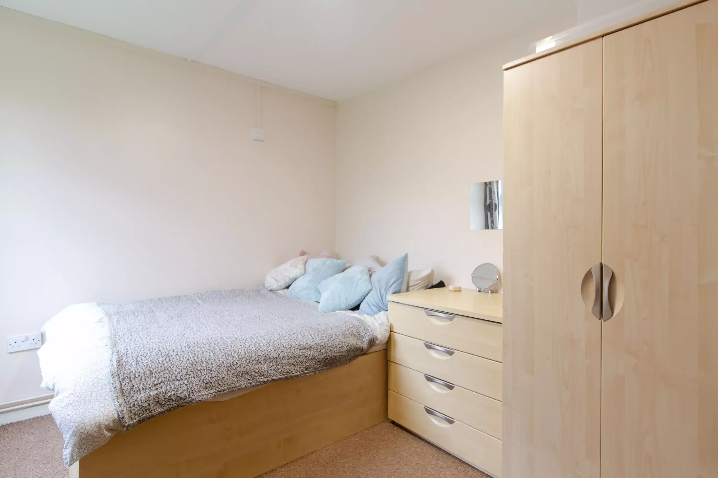 2 Bed Flat - Bedroom