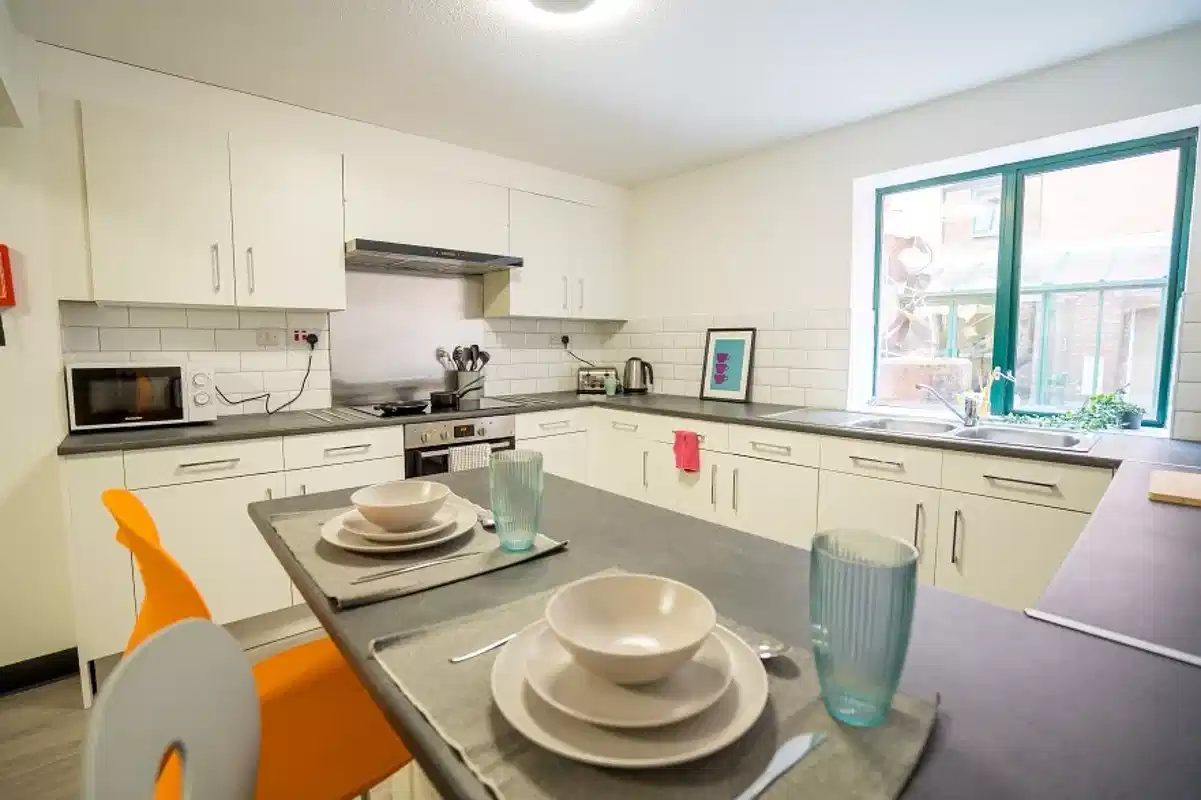 Enhanced Standard Shared - Kitchen