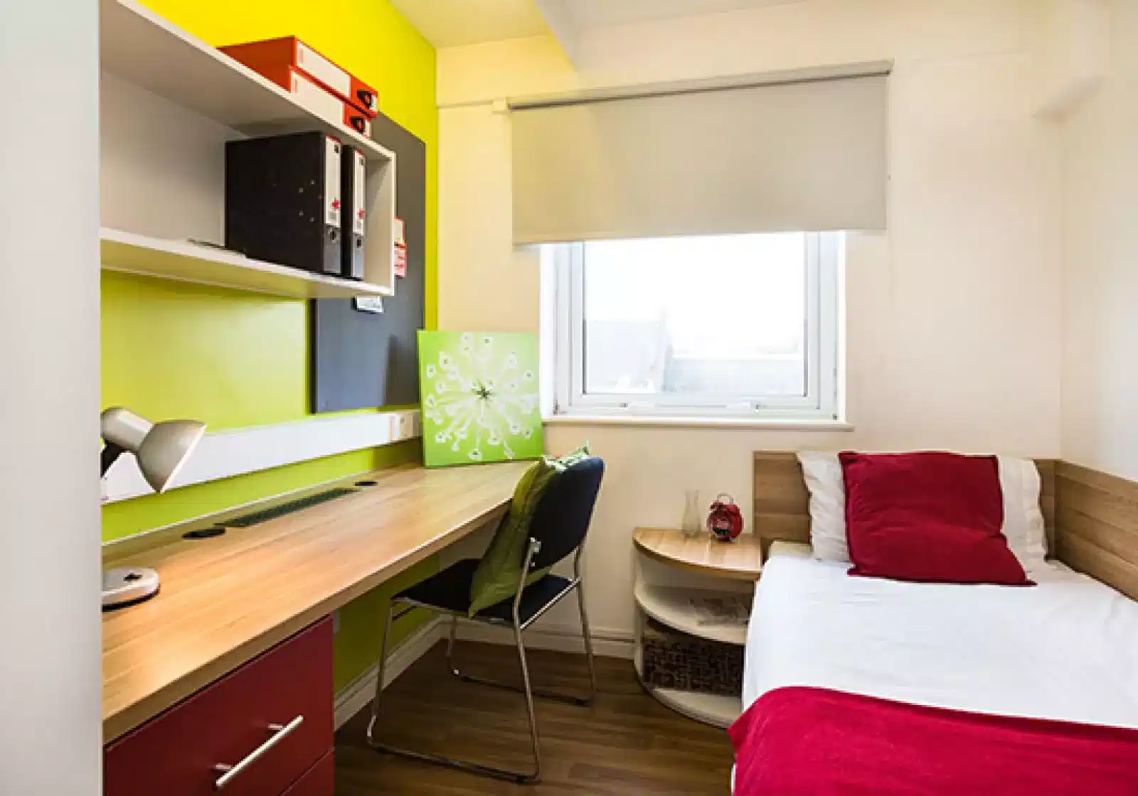 Standard 6 Bed - Bedroom