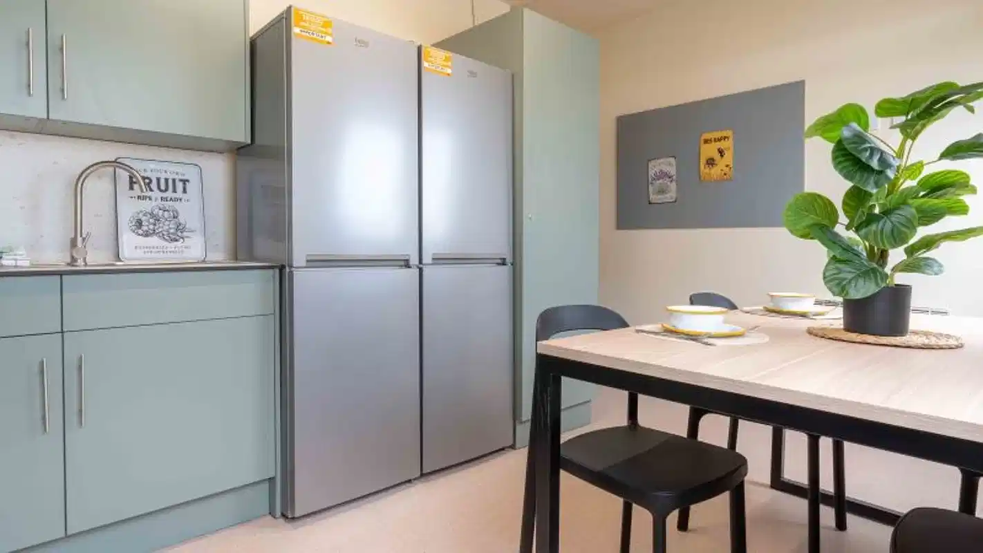 Gold Room-2627 - Kitchen