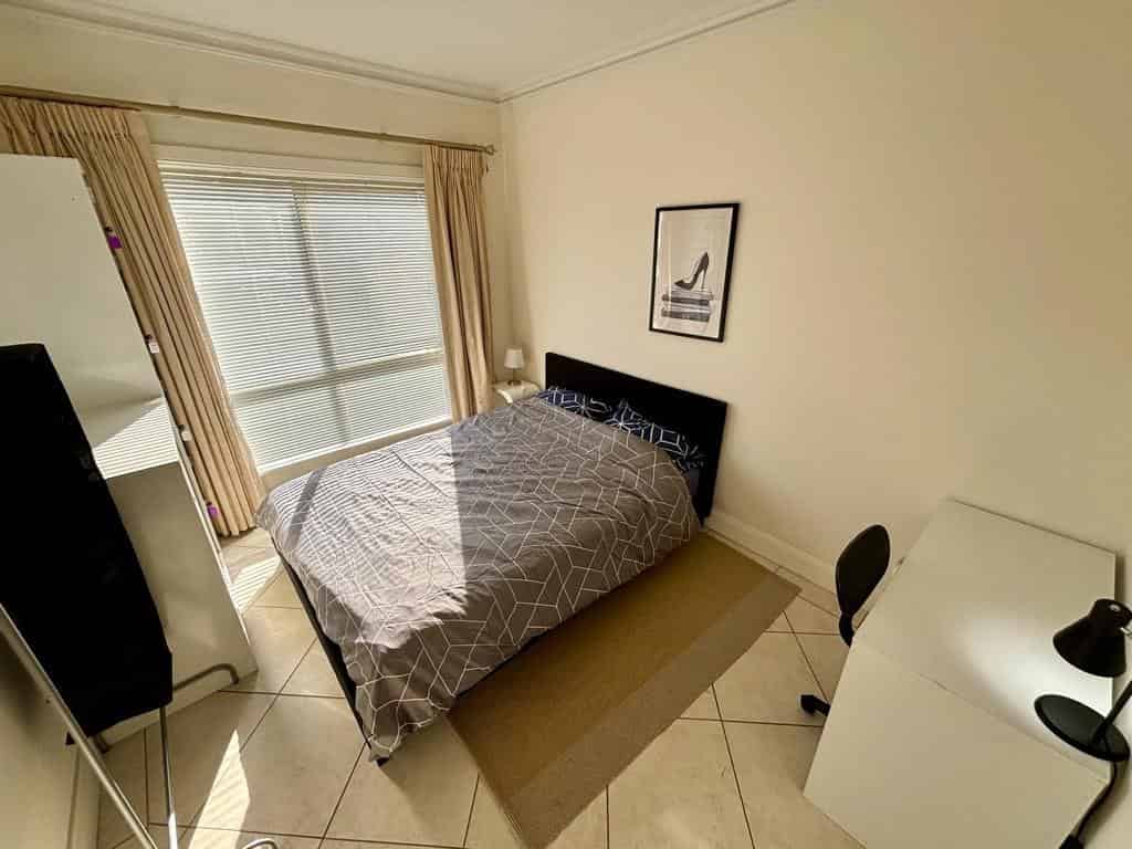 Room 6 - Bedroom