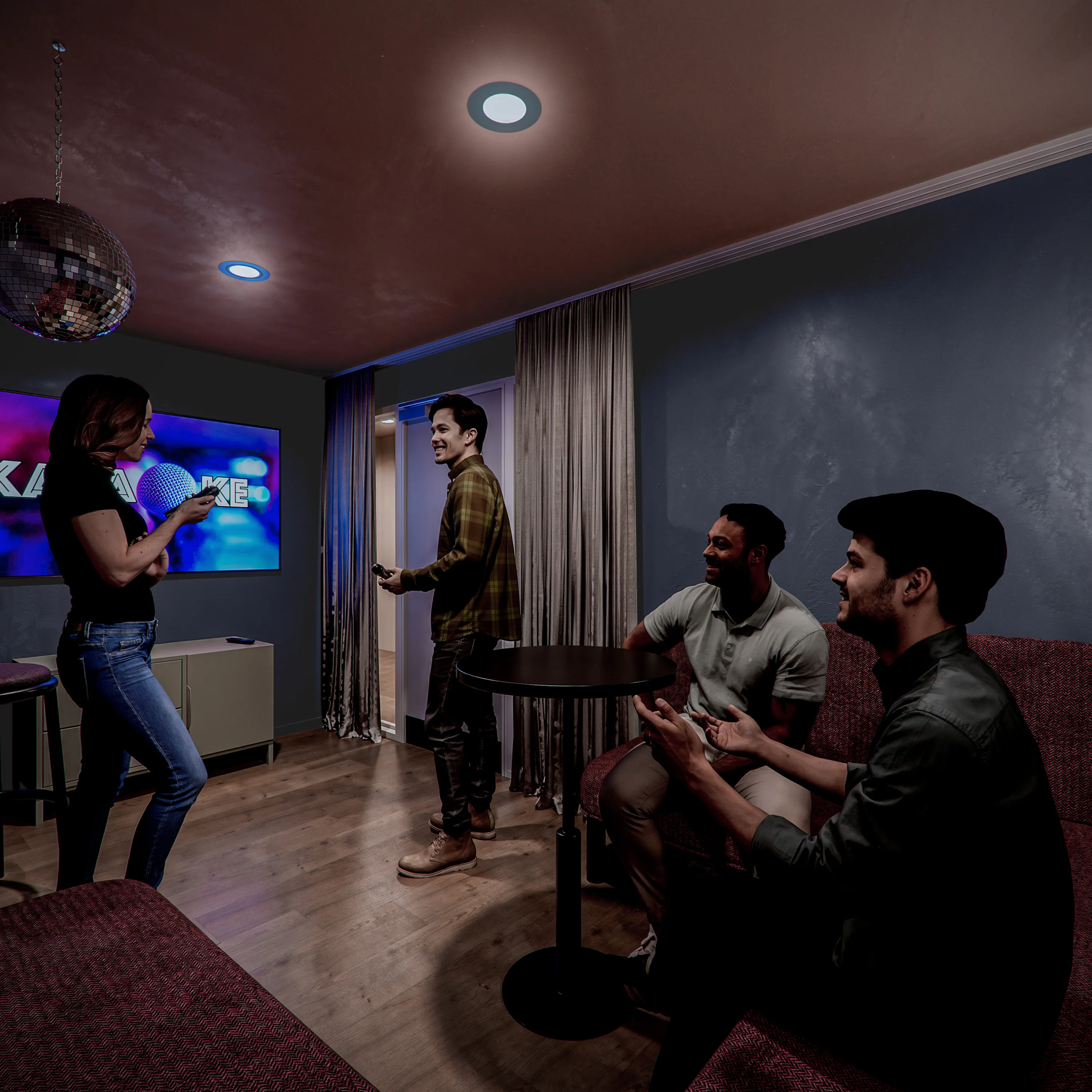 Hawthorne House 공식 숙소 이미지 11 · Students in the Karaoke Room 