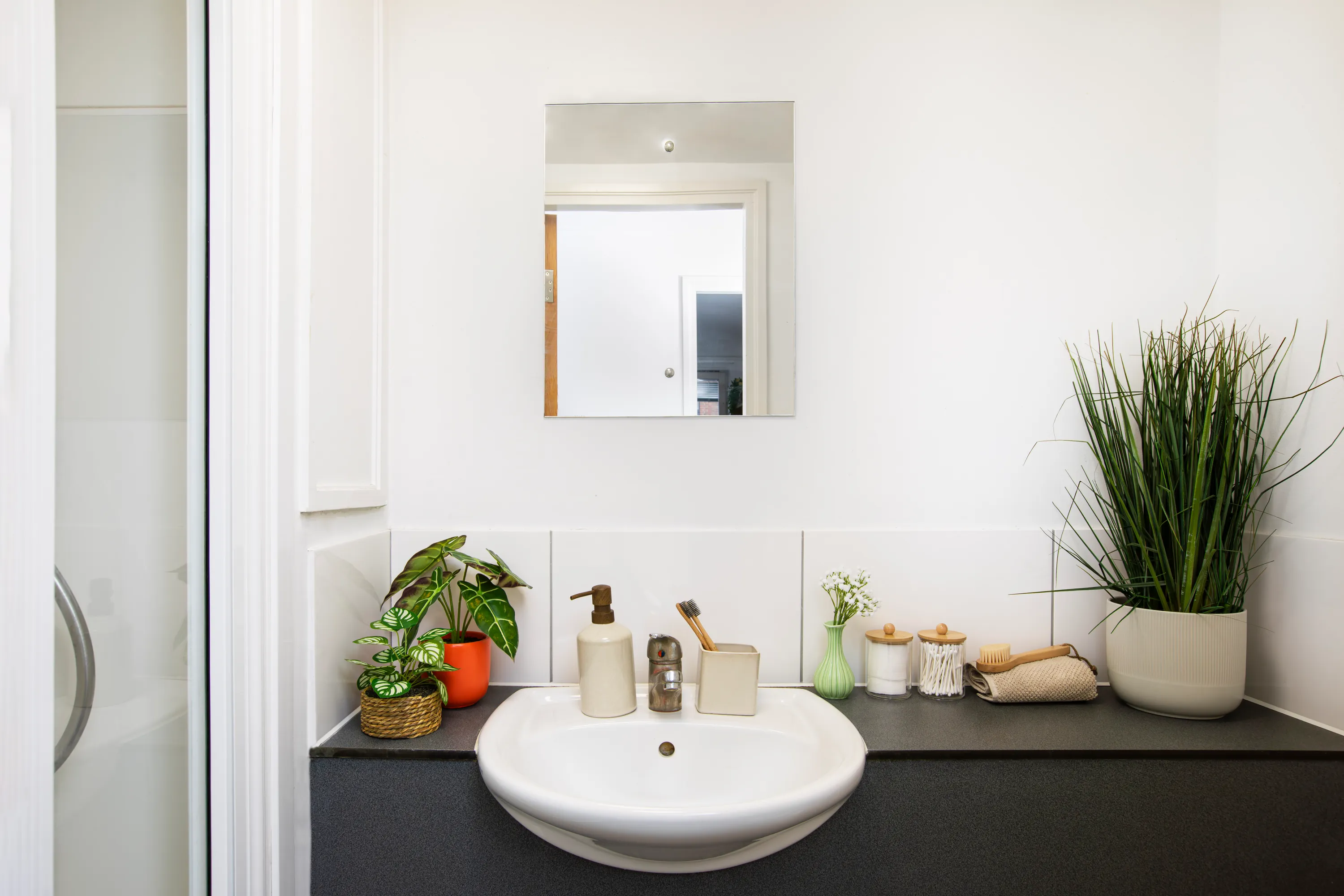 Romano Court 공식 숙소 이미지 6 · Bathroom at Romano Court