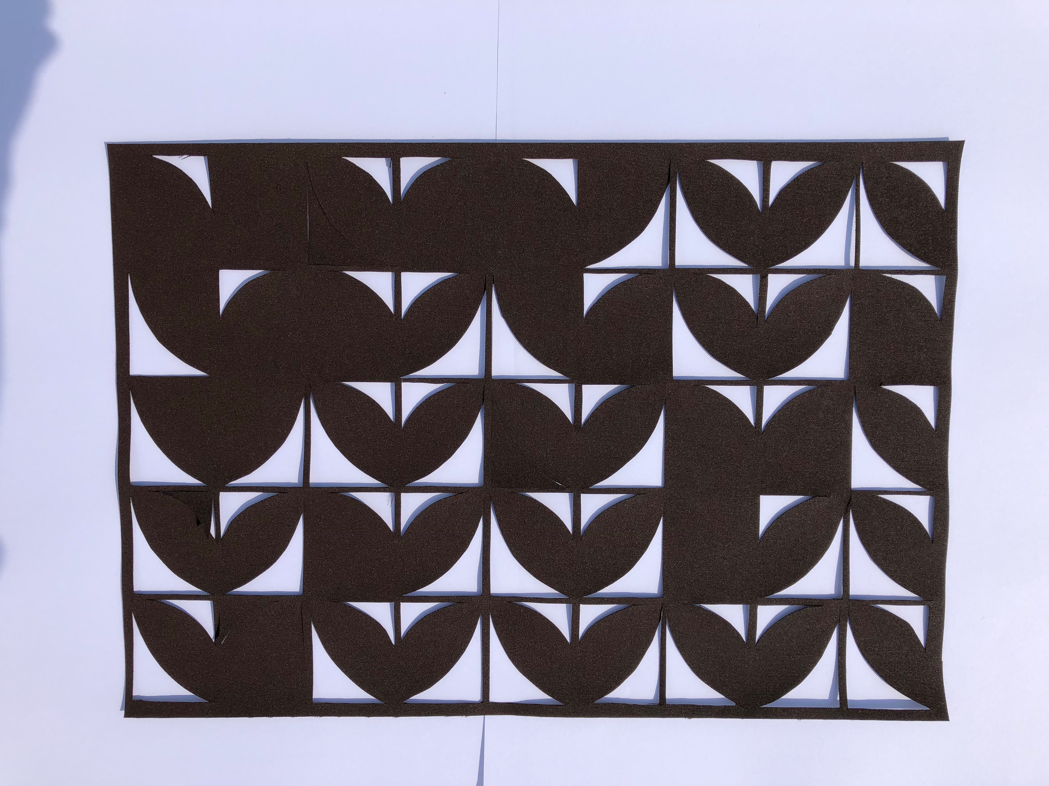 A fabric mockup of the curtain