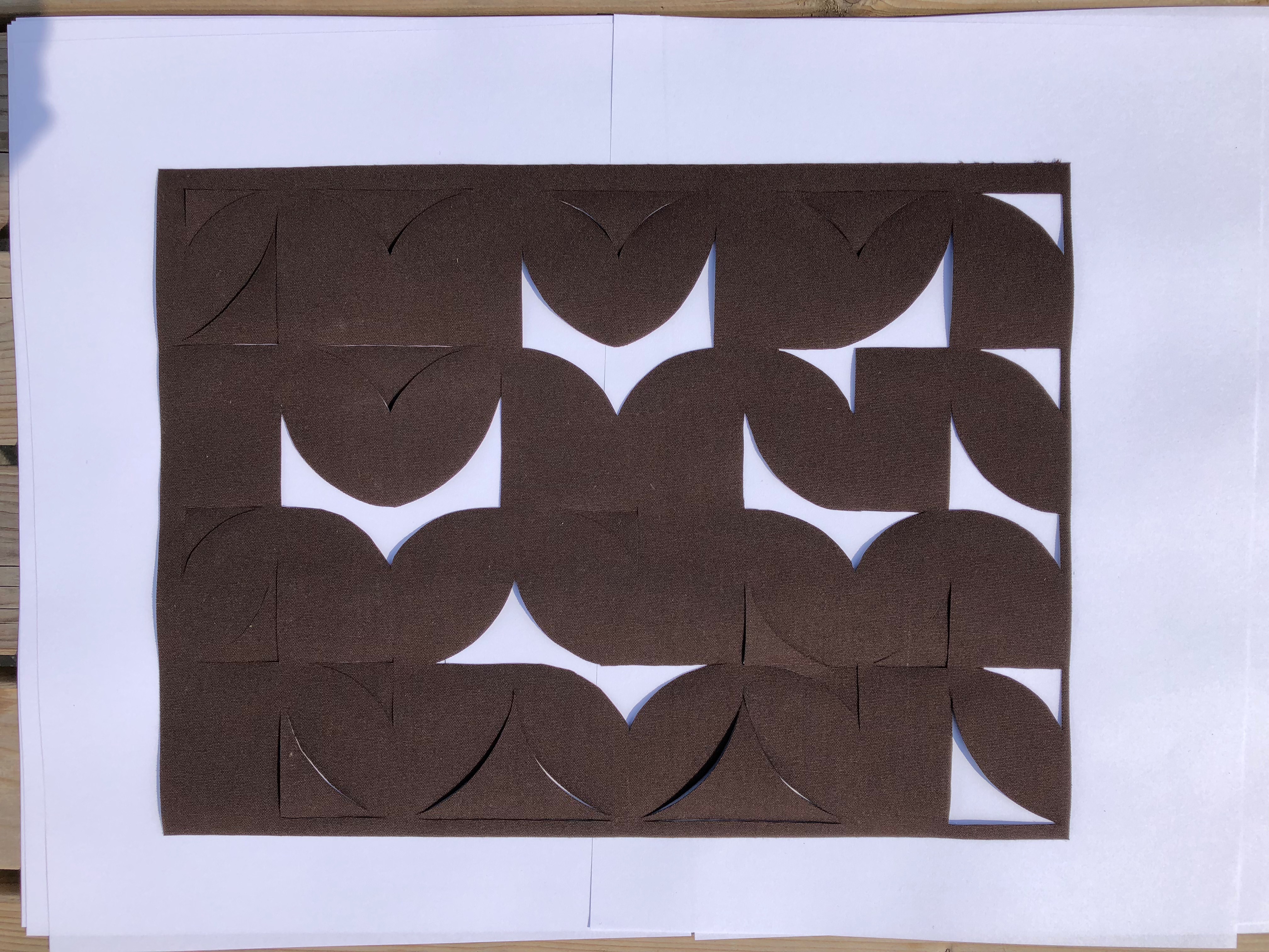 A fabric mockup of the curtain