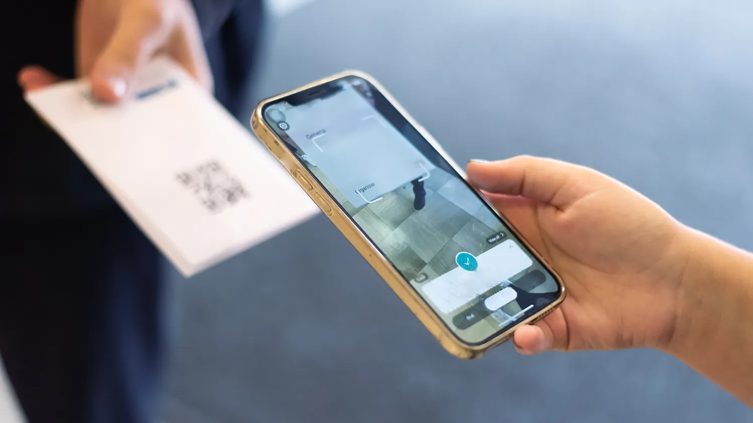 Diagram of registration, checkout, confirmations, and check-in flowing into a dashboard with arrows for data capture and ROI.