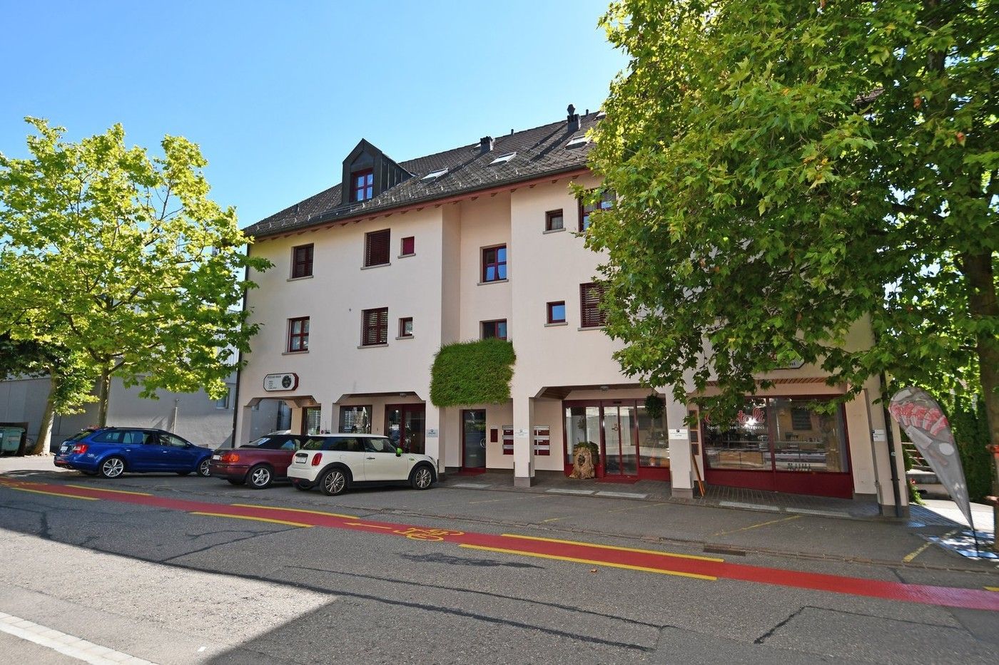 Autoeinstellplätze zu vermieten