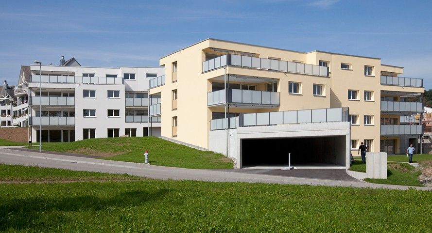Lichtdurchflutete 5.5-Zimmerwohnung im Oberland zu vermieten