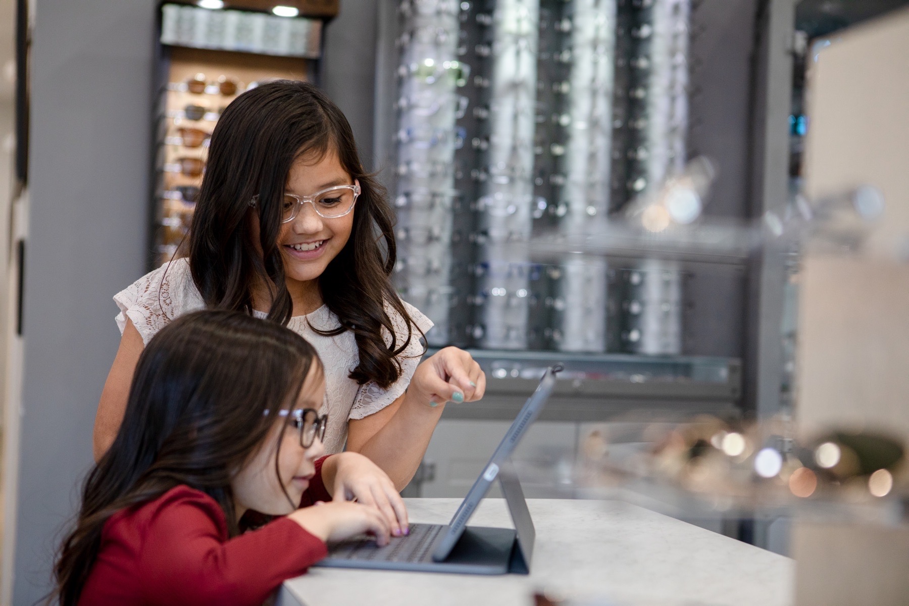 Children's eye exams on Kauai