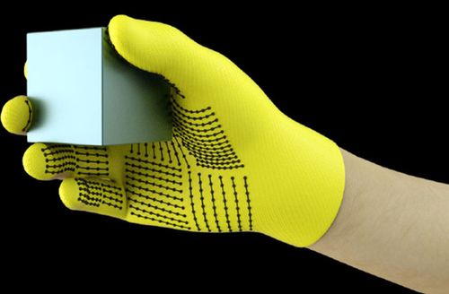 Prodding Object This AI-Powered Smart Glove Can Identify Objects by Touch
