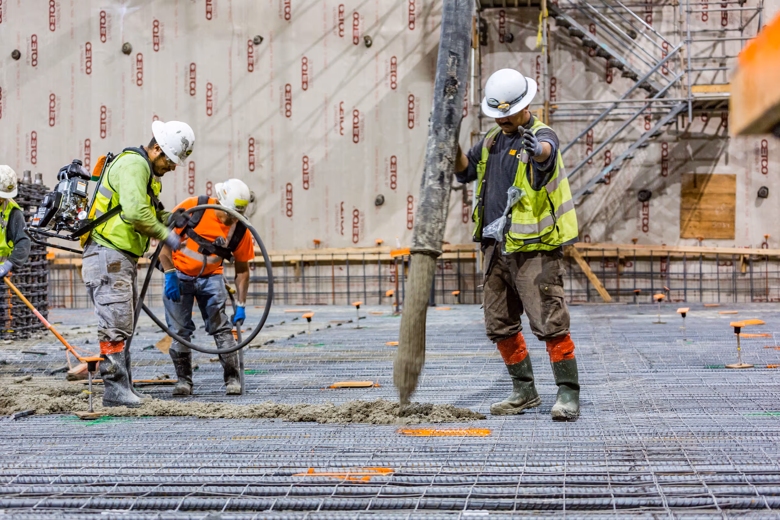 Skyscraper mat pour, PCL Construction, Seattle, Washington