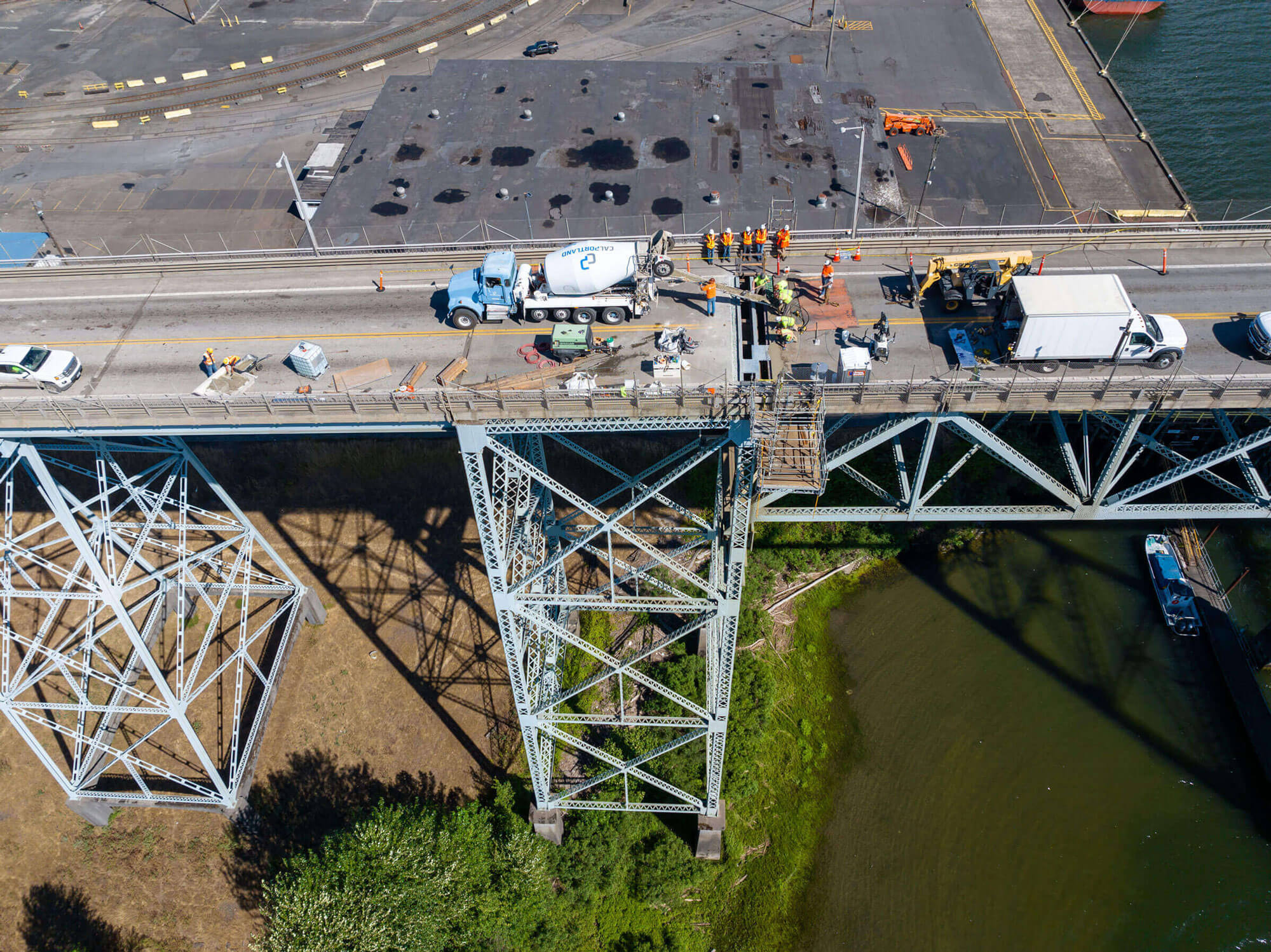 An aerial photo of the Lewis and Clark Bridge over the Columbia River connecting Washington and Oregon