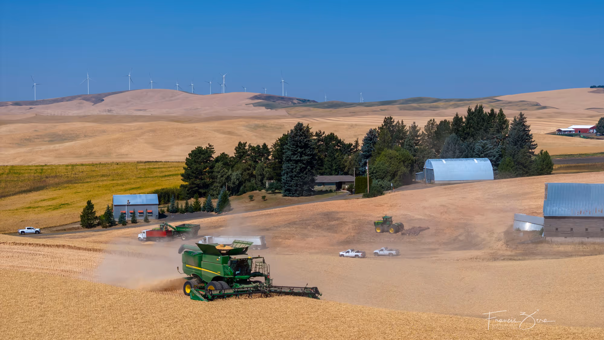 Wheat being harvested with a combine in Eastern Washington state