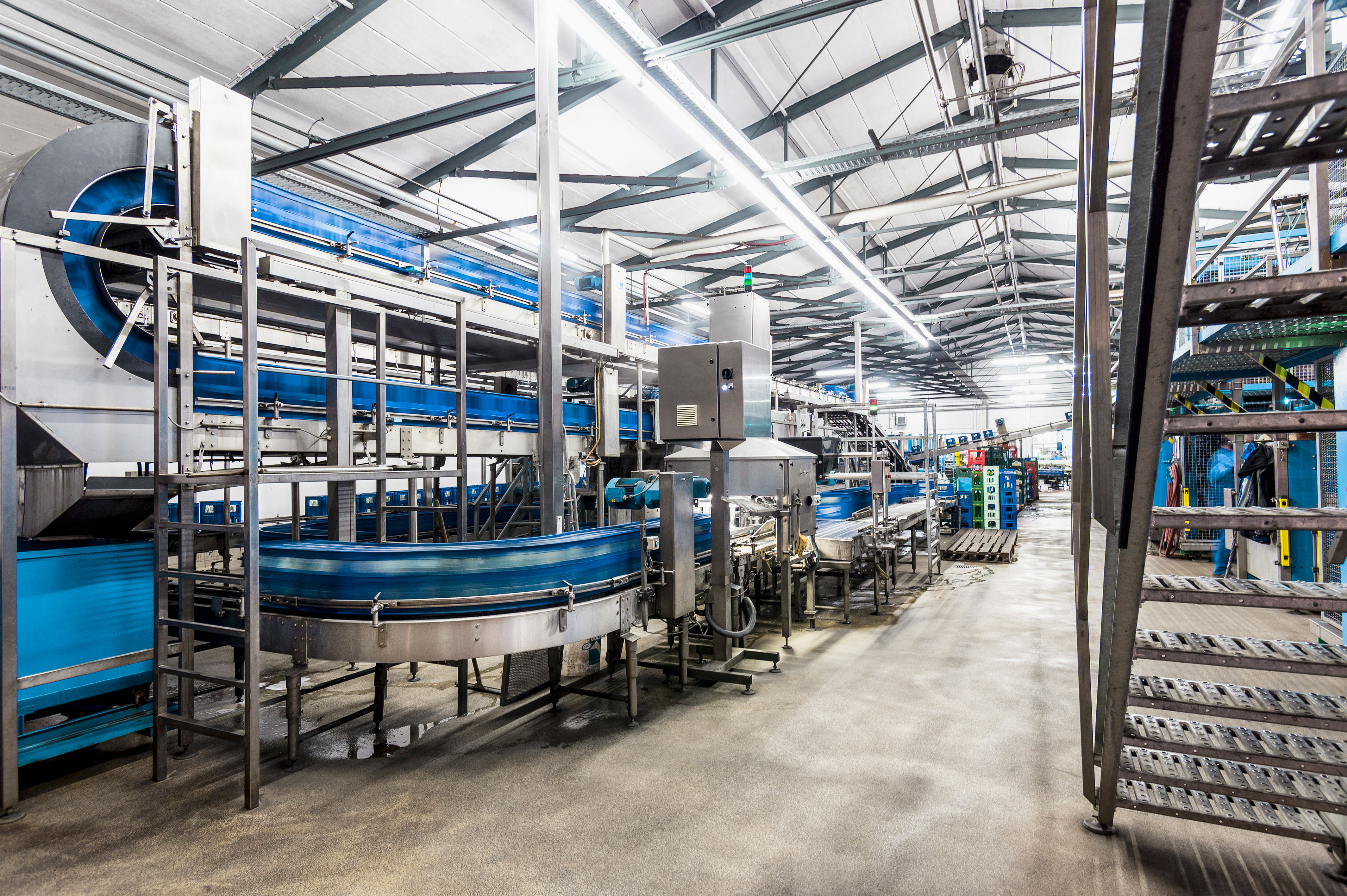 Umweltfreundliche Produktionslinie – Symbolbild für GRW-geförderte nachhaltige Produktionstechnologien.