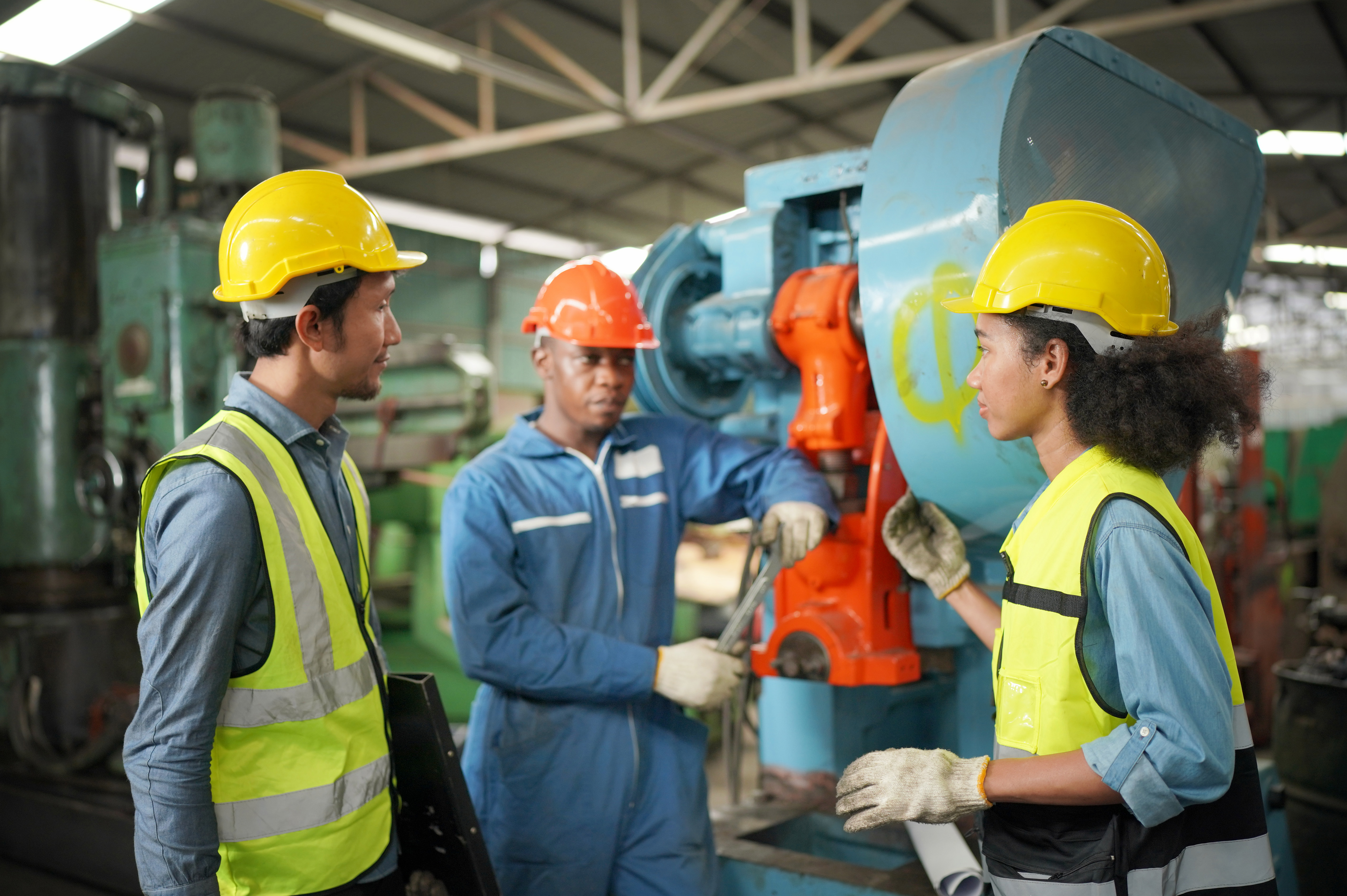 Mitarbeiterschulung in Sachsen-Anhalt zu TRGS 519 Asbestsanierung, Schadstoffkataster und Probenahme (Sachsen-Anhalt WEITERBILDUNG)