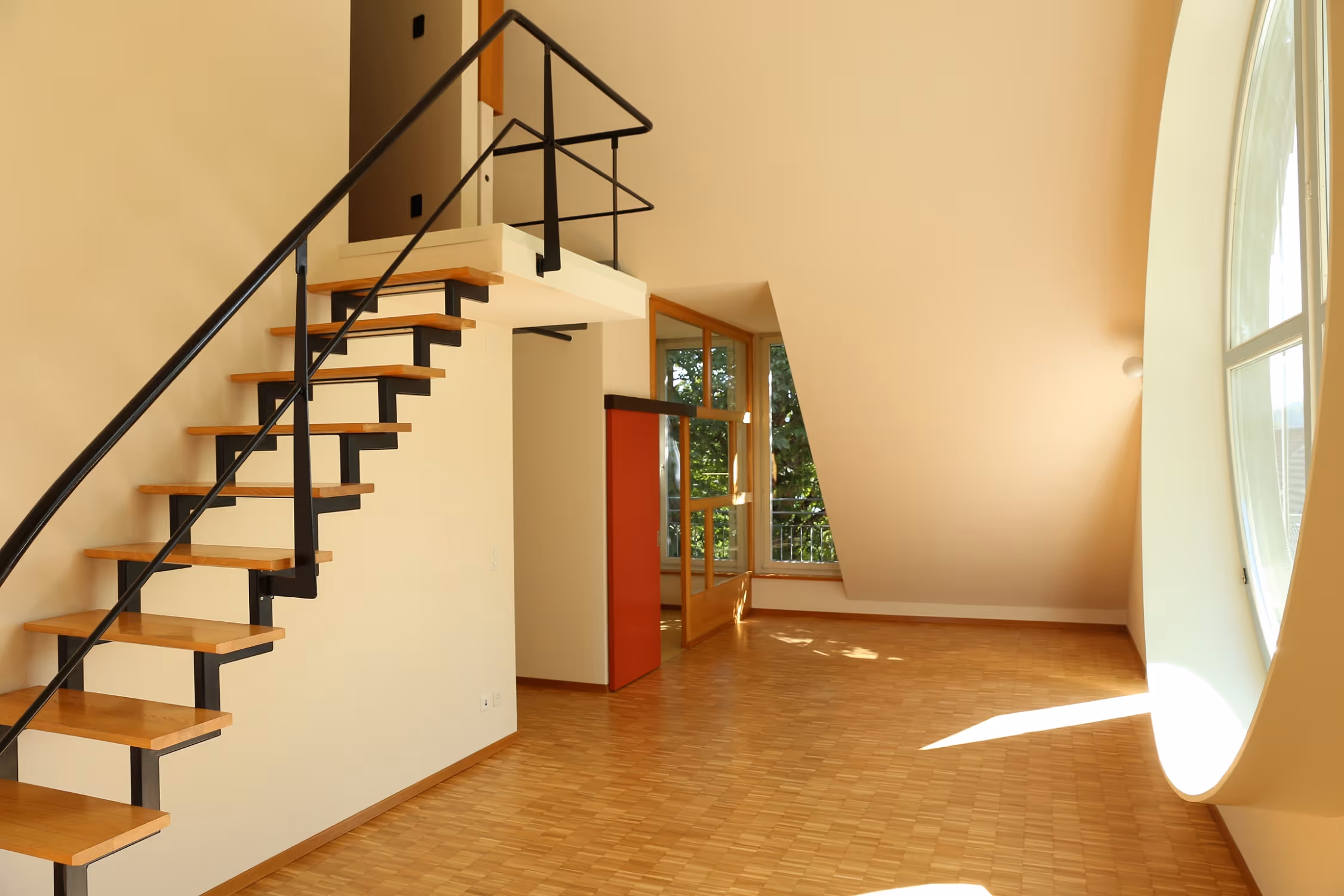 Einzigartige Architekten-Maisonettewohnung im historischen Dorfkern