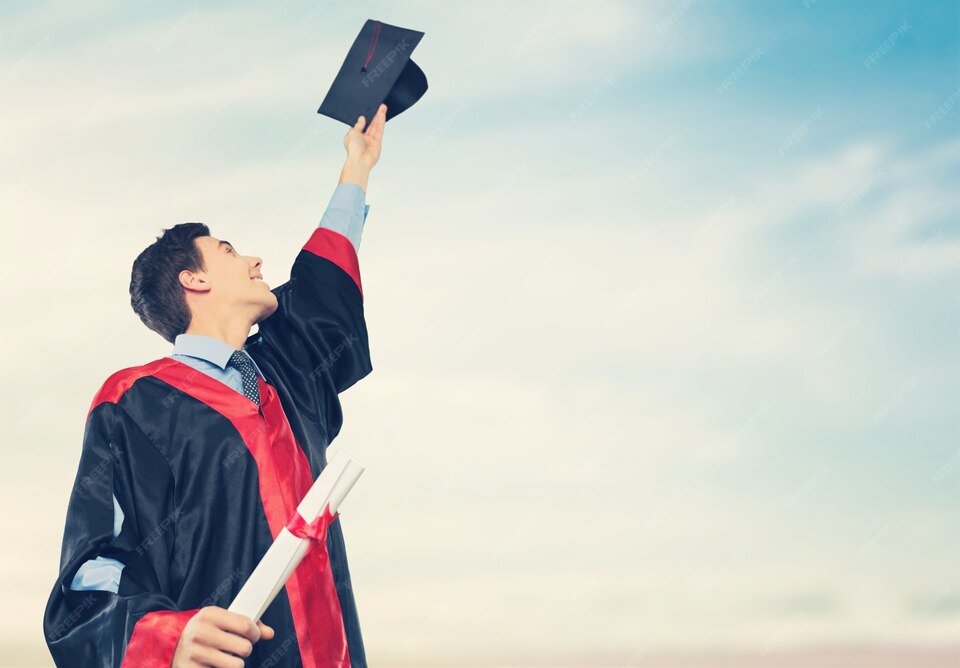 Gideon Danso’s Scholarship Success Story: From Aspiration to Achievement!