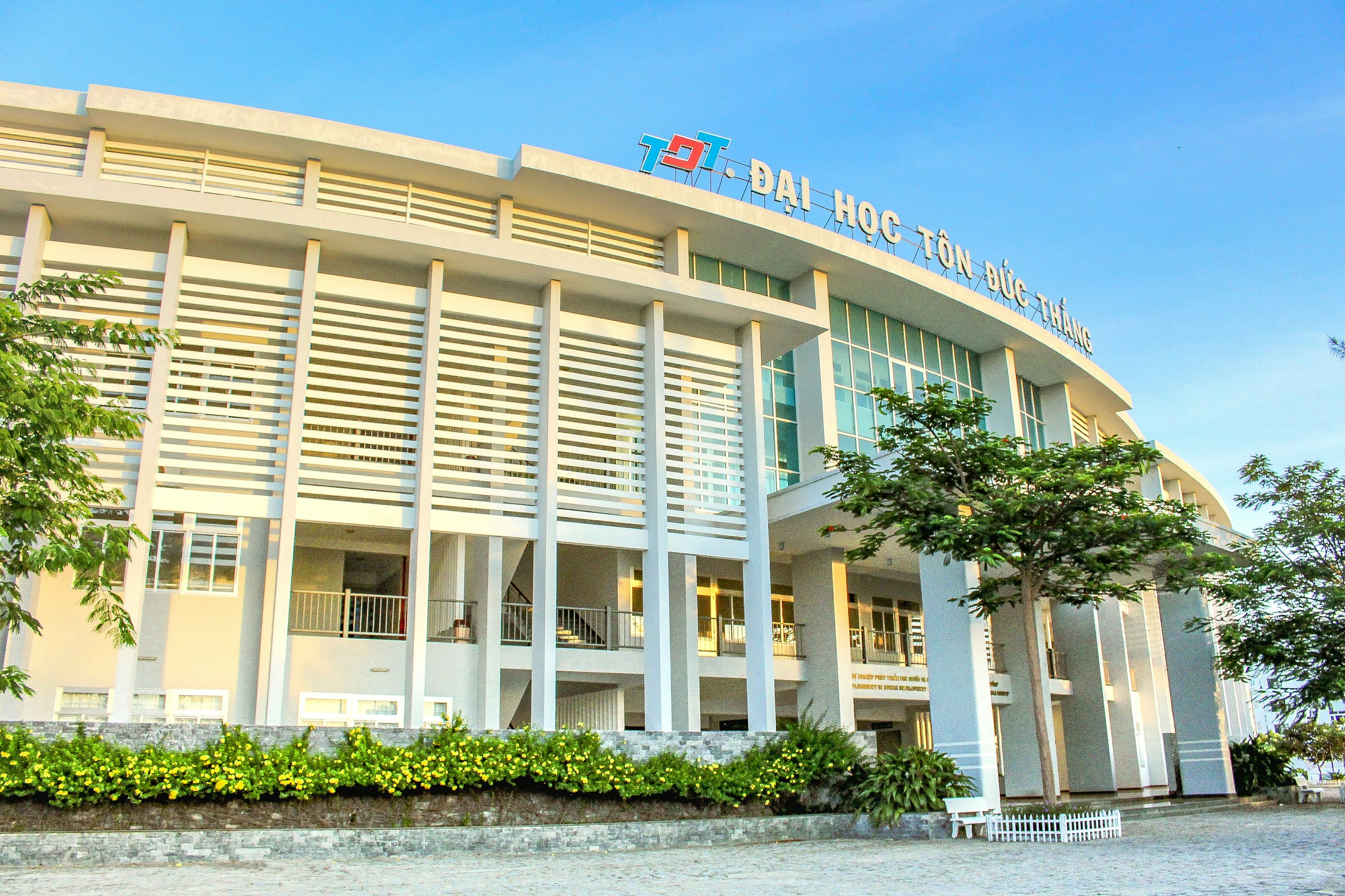 Temple University Courses 2025: Explore Schools, Majors & Tracks