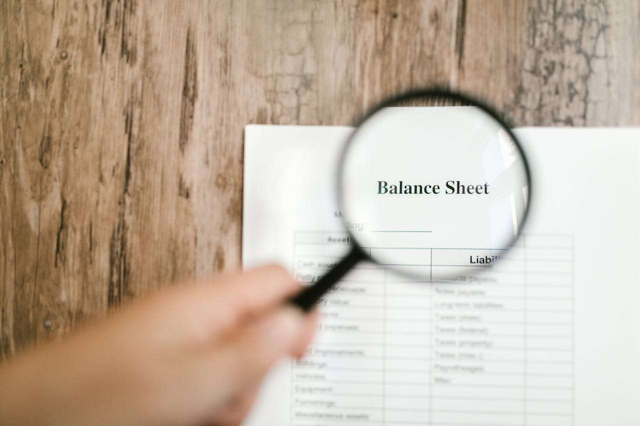 Balance sheet paper for rebalancing in portfolio diversification