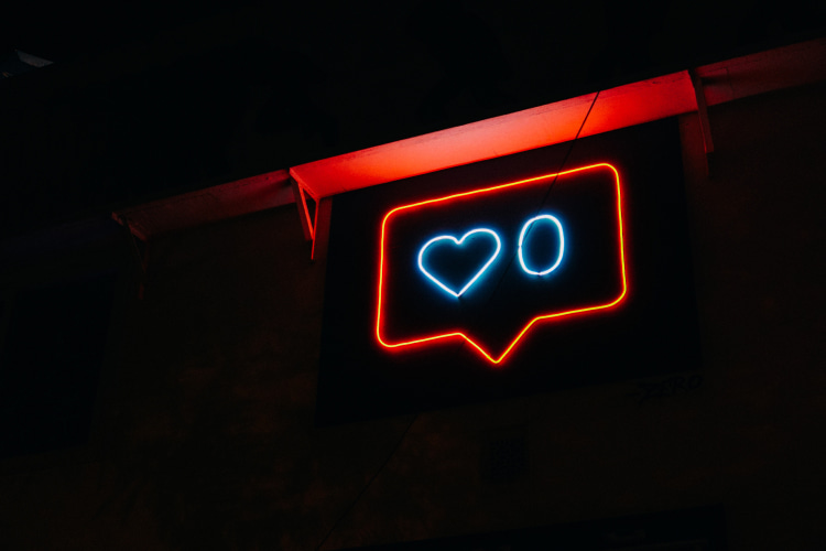 Influencer marketing: whitelisting vs dark posting
