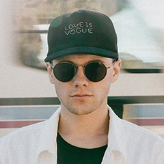 Guy with sunglasses virtual event management team member