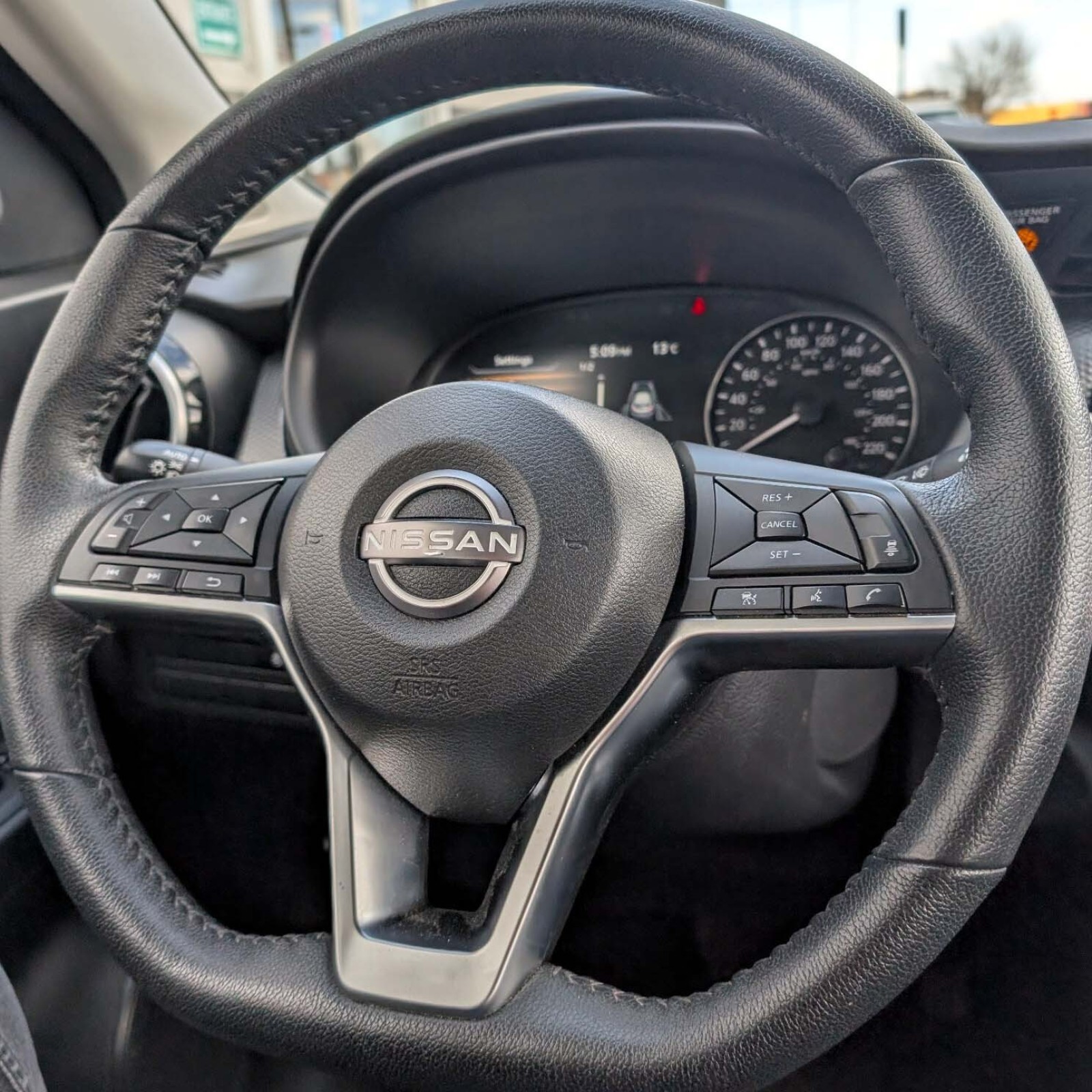 2024 Nissan Kicks — photo 5