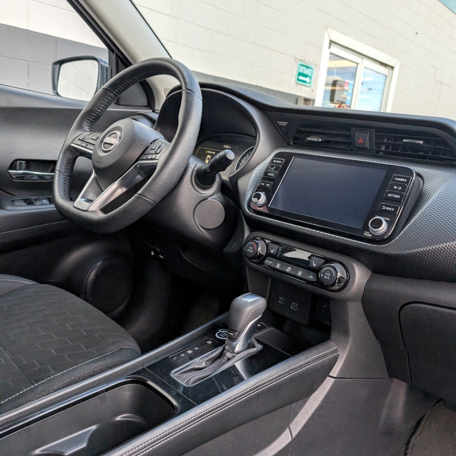2024 Nissan Kicks — photo 9