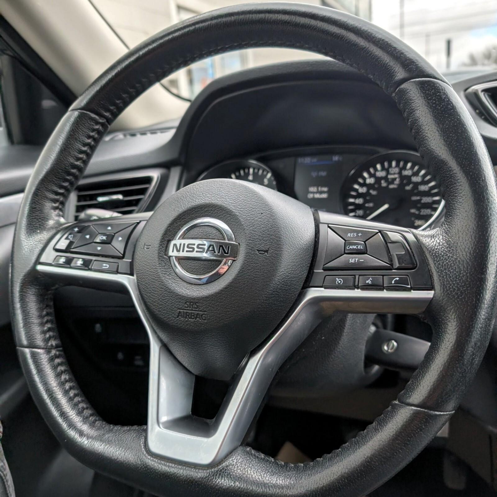2020 Nissan Rogue — photo 5