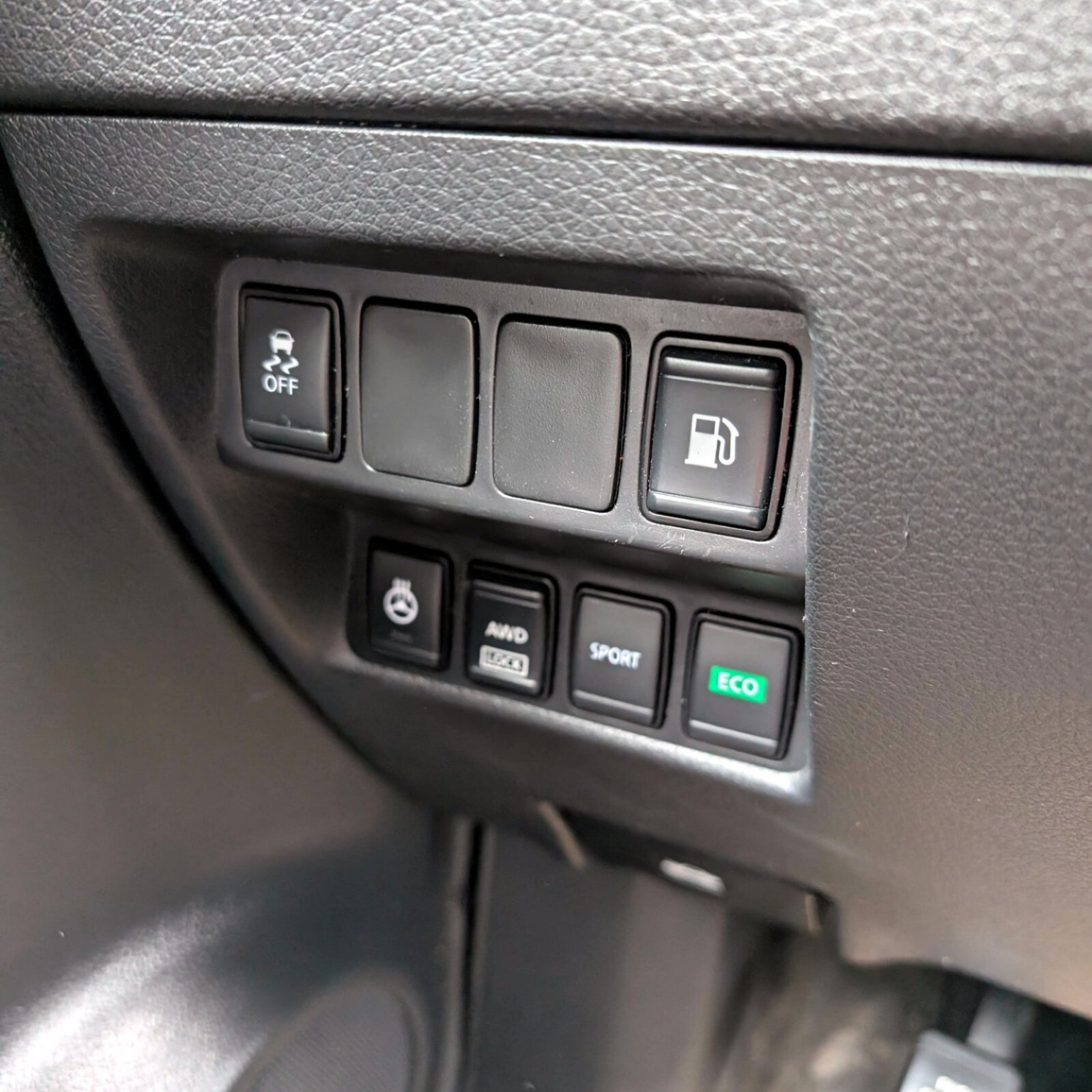 2020 Nissan Rogue — photo 17