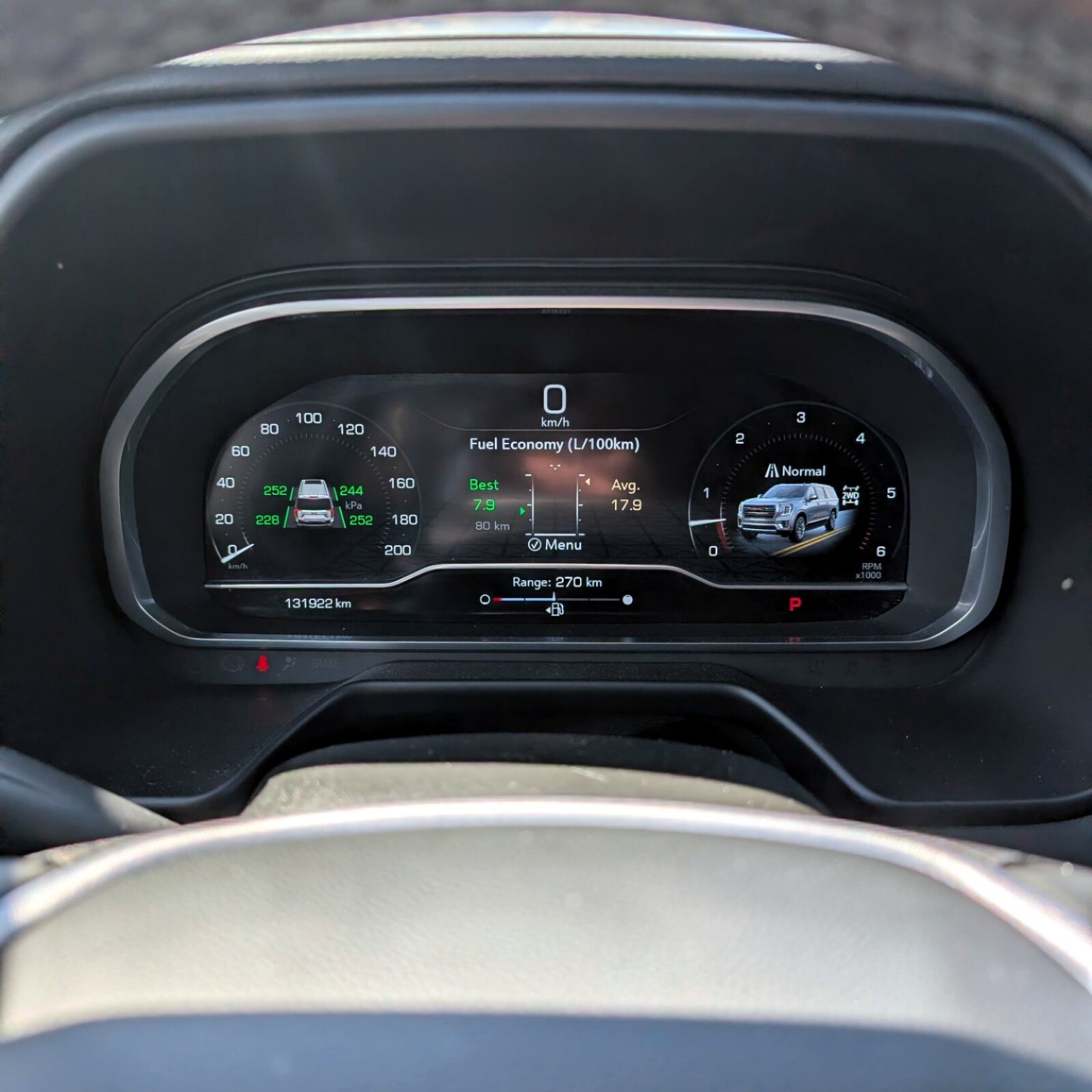 2023 GMC Yukon — photo 9