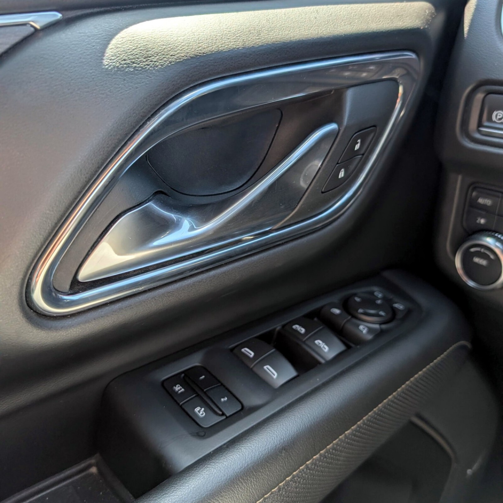 2023 GMC Yukon — photo 12