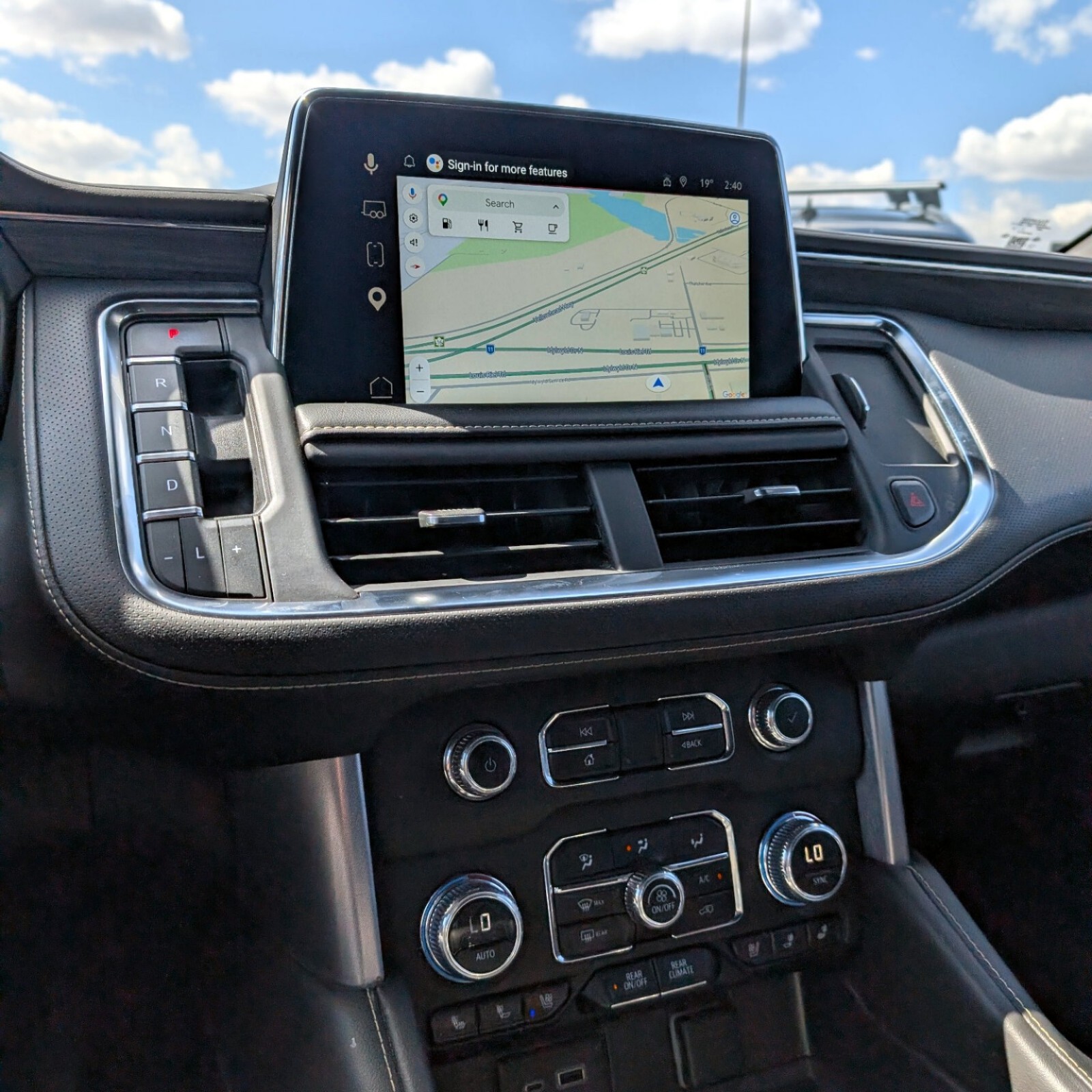 2023 GMC Yukon — photo 16