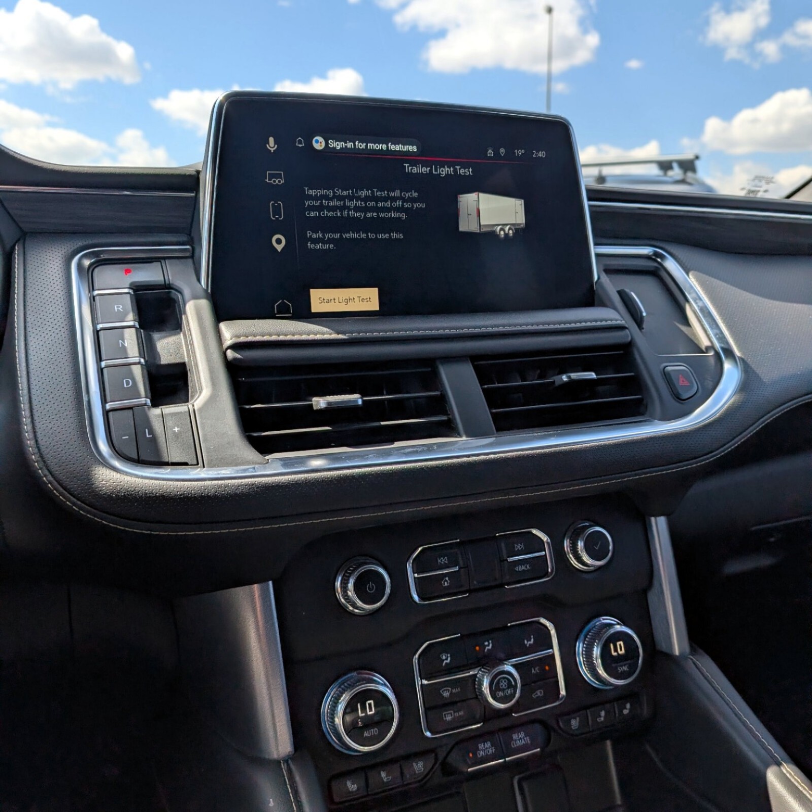 2023 GMC Yukon — photo 17