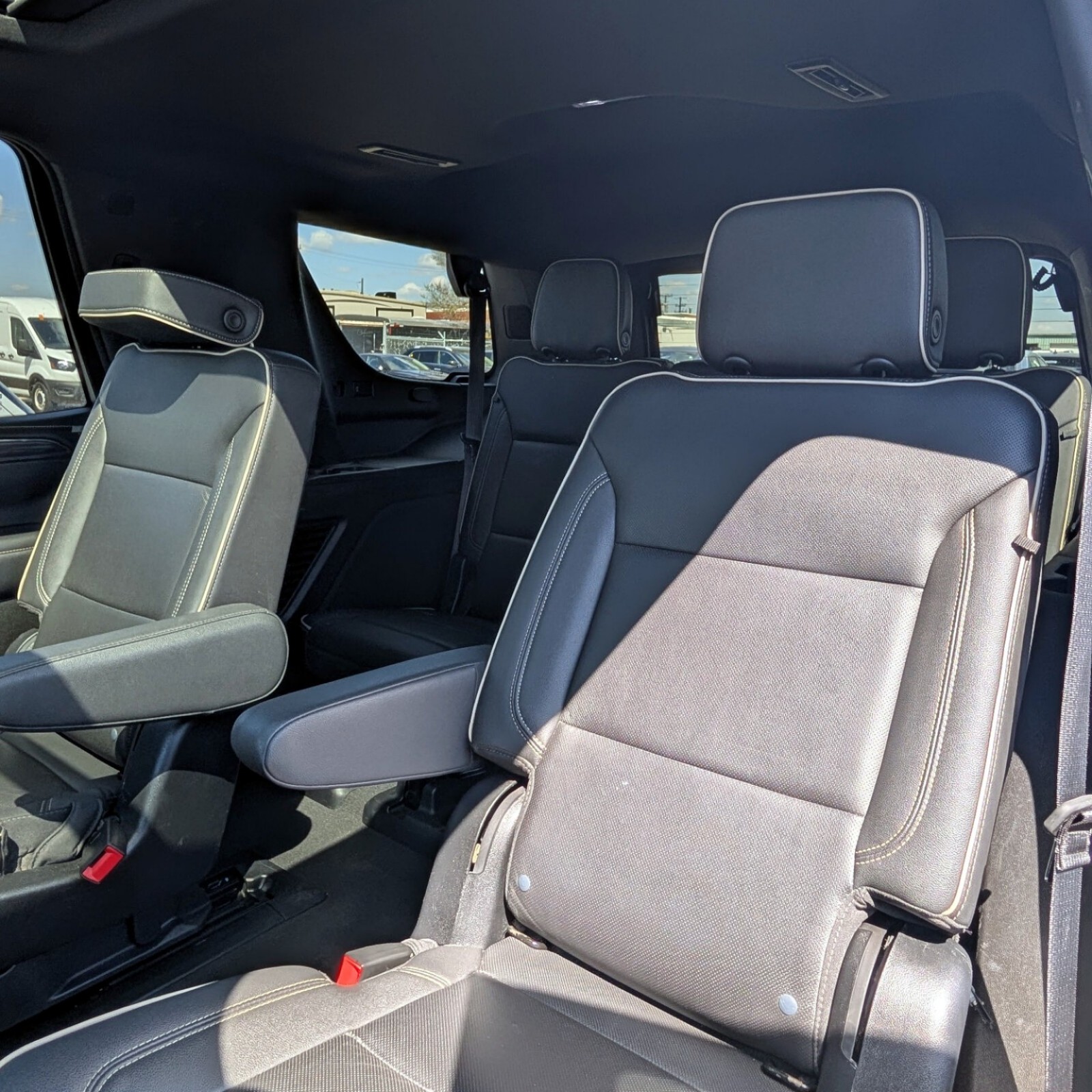 2023 GMC Yukon — photo 22
