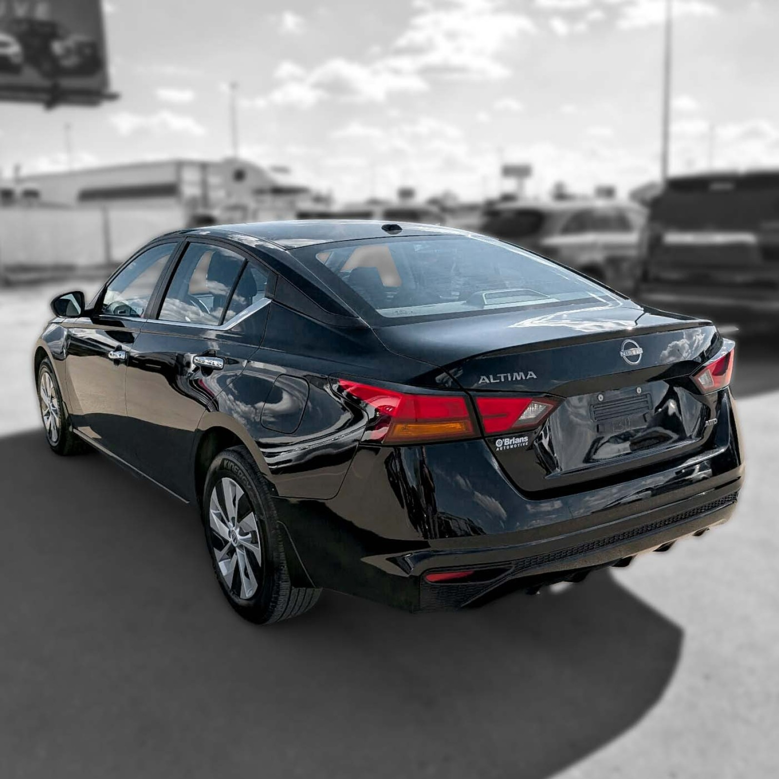 2025 Nissan Altima — photo 5