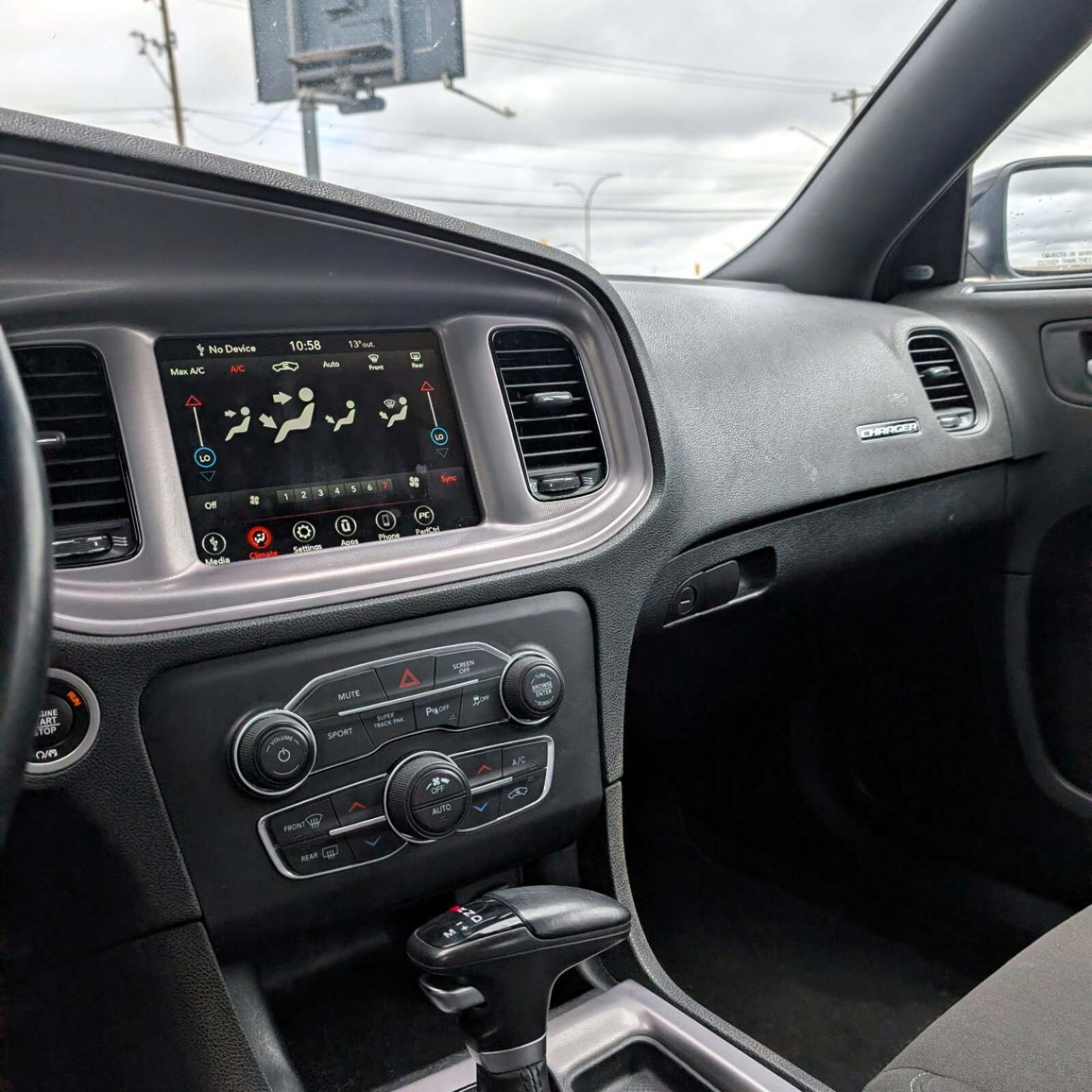 2023 Dodge Charger — photo 10