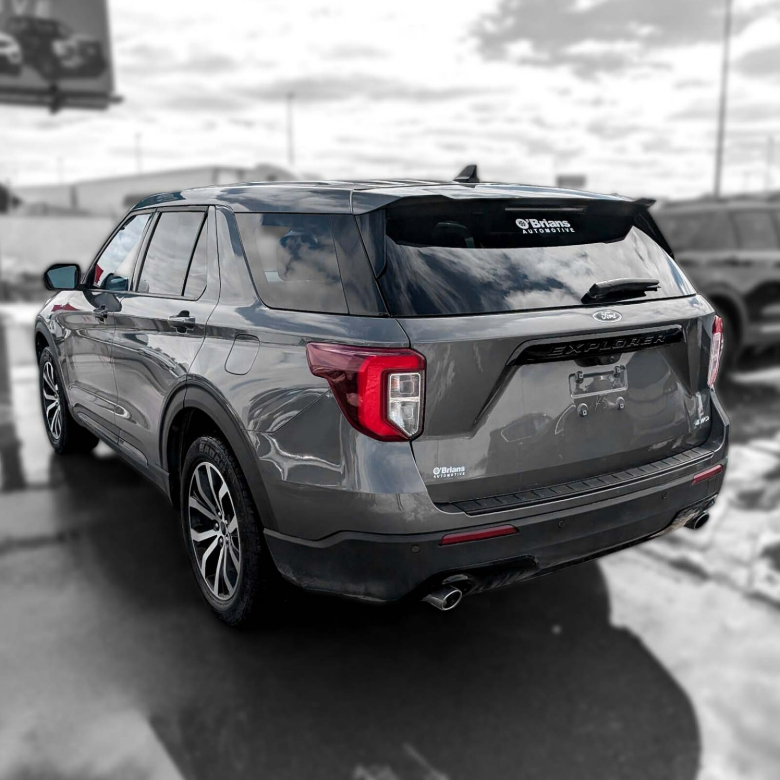 2023 Ford Explorer — photo 6