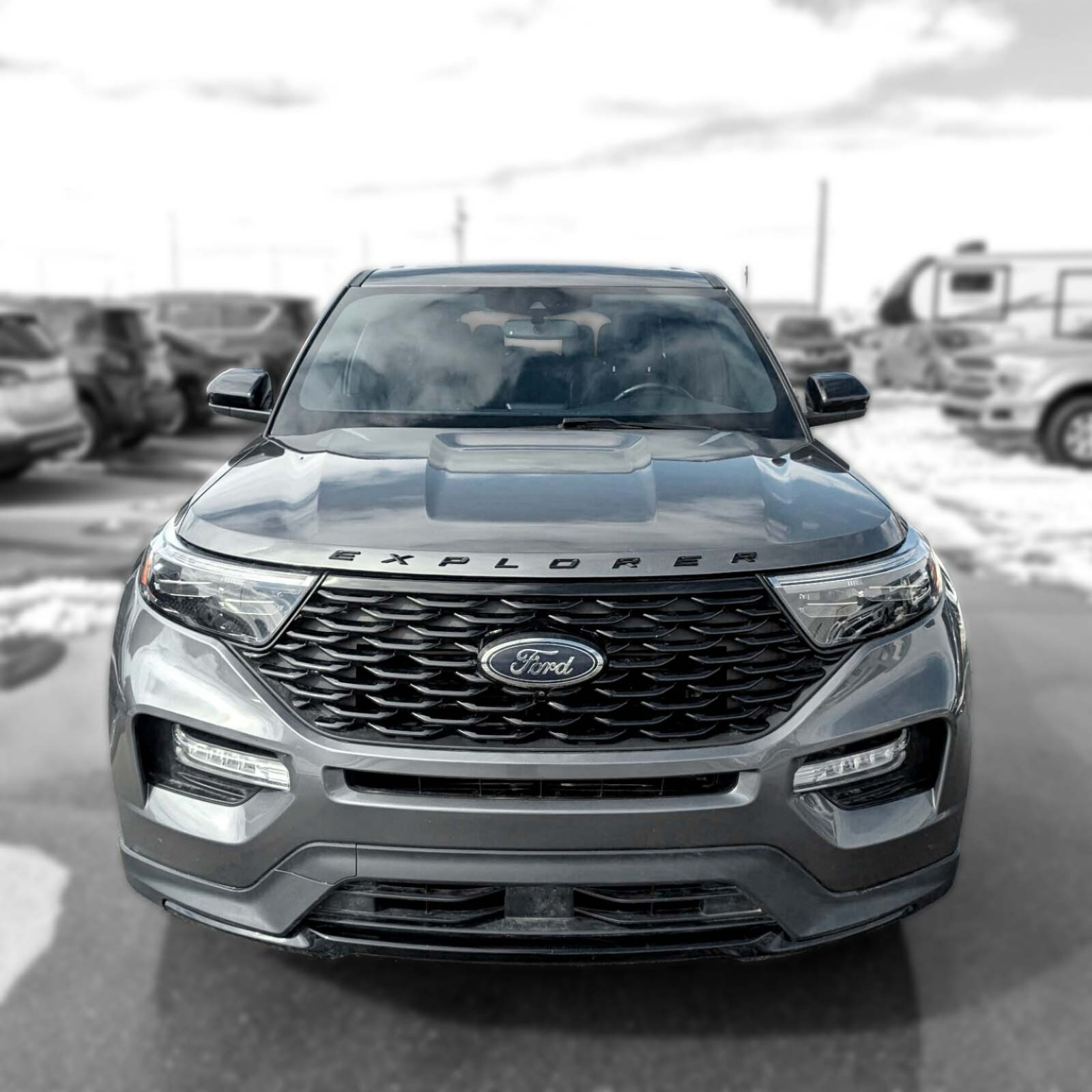 2023 Ford Explorer — photo 3