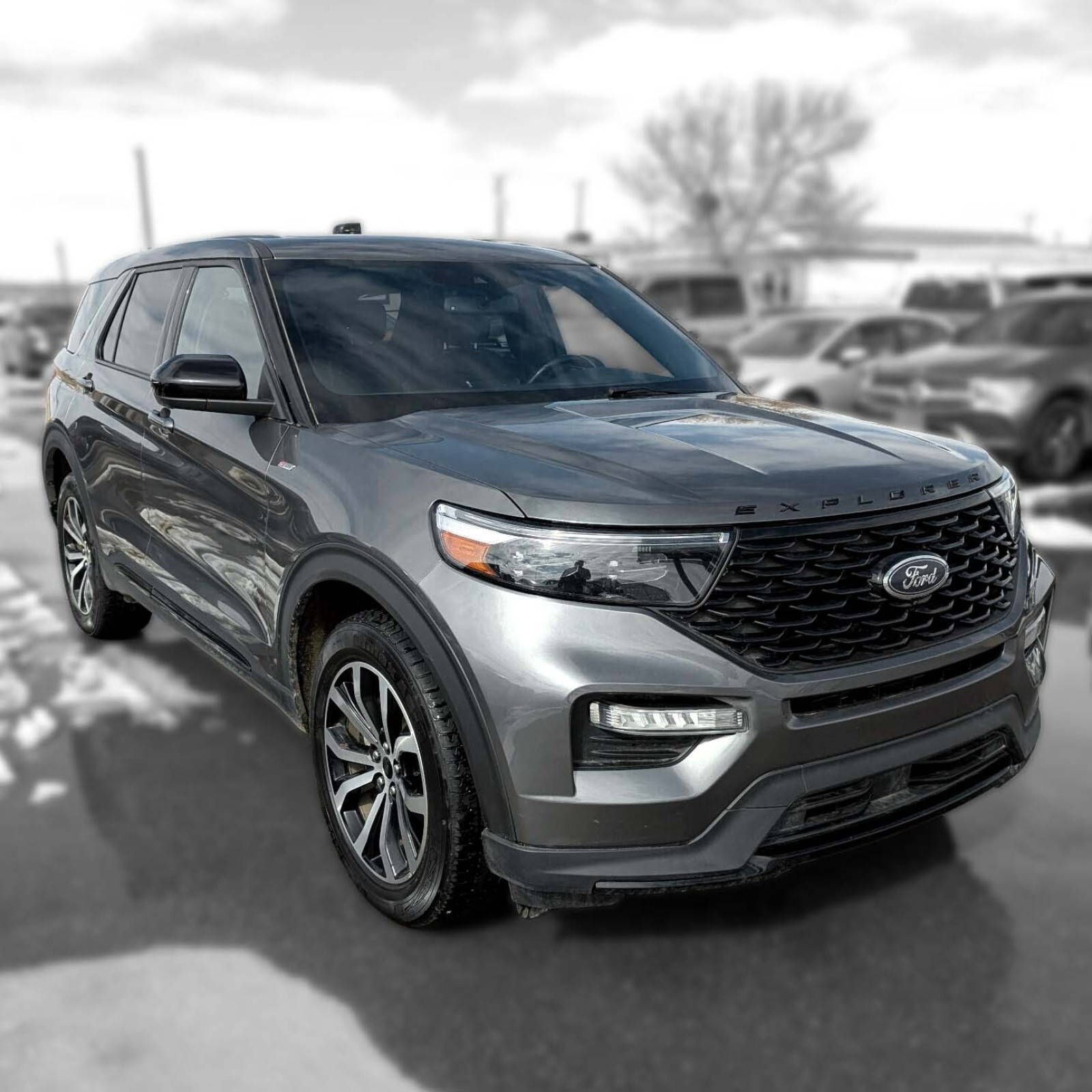 2023 Ford Explorer — photo 4