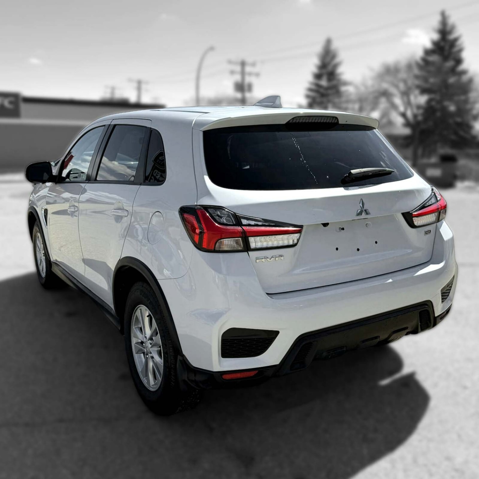 2024 Mitsubishi RVR — photo 6