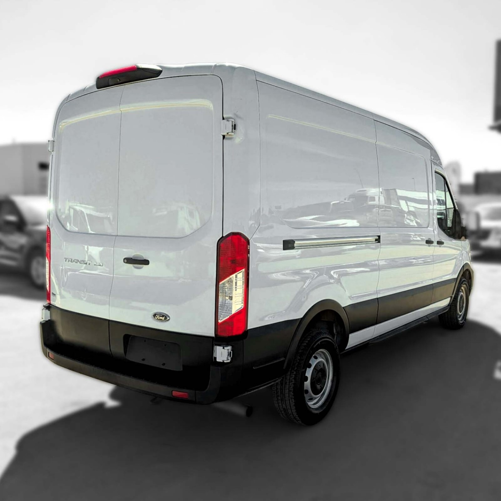 2023 Ford Transit Cargo Van — photo 8