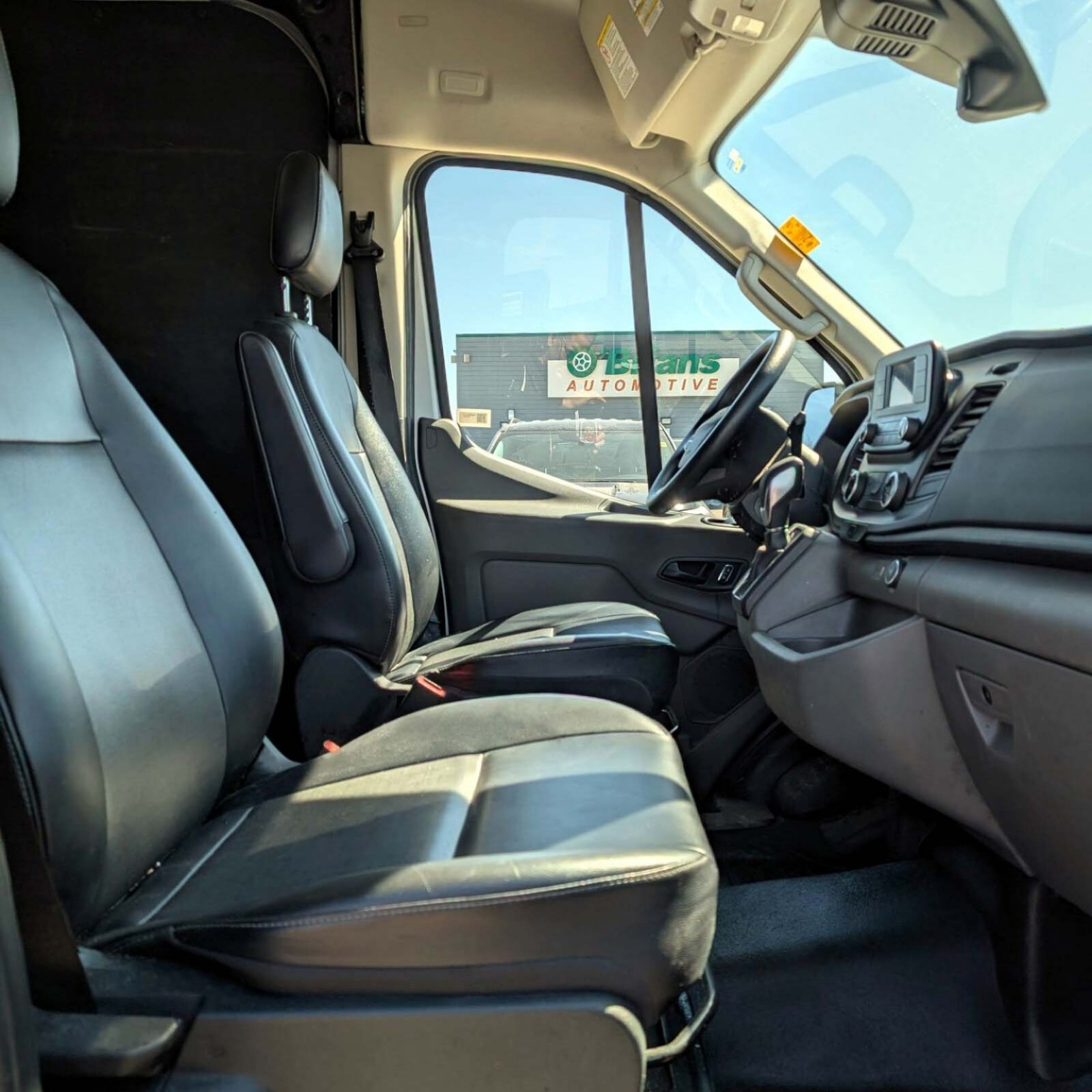 2023 Ford Transit Cargo Van — photo 12